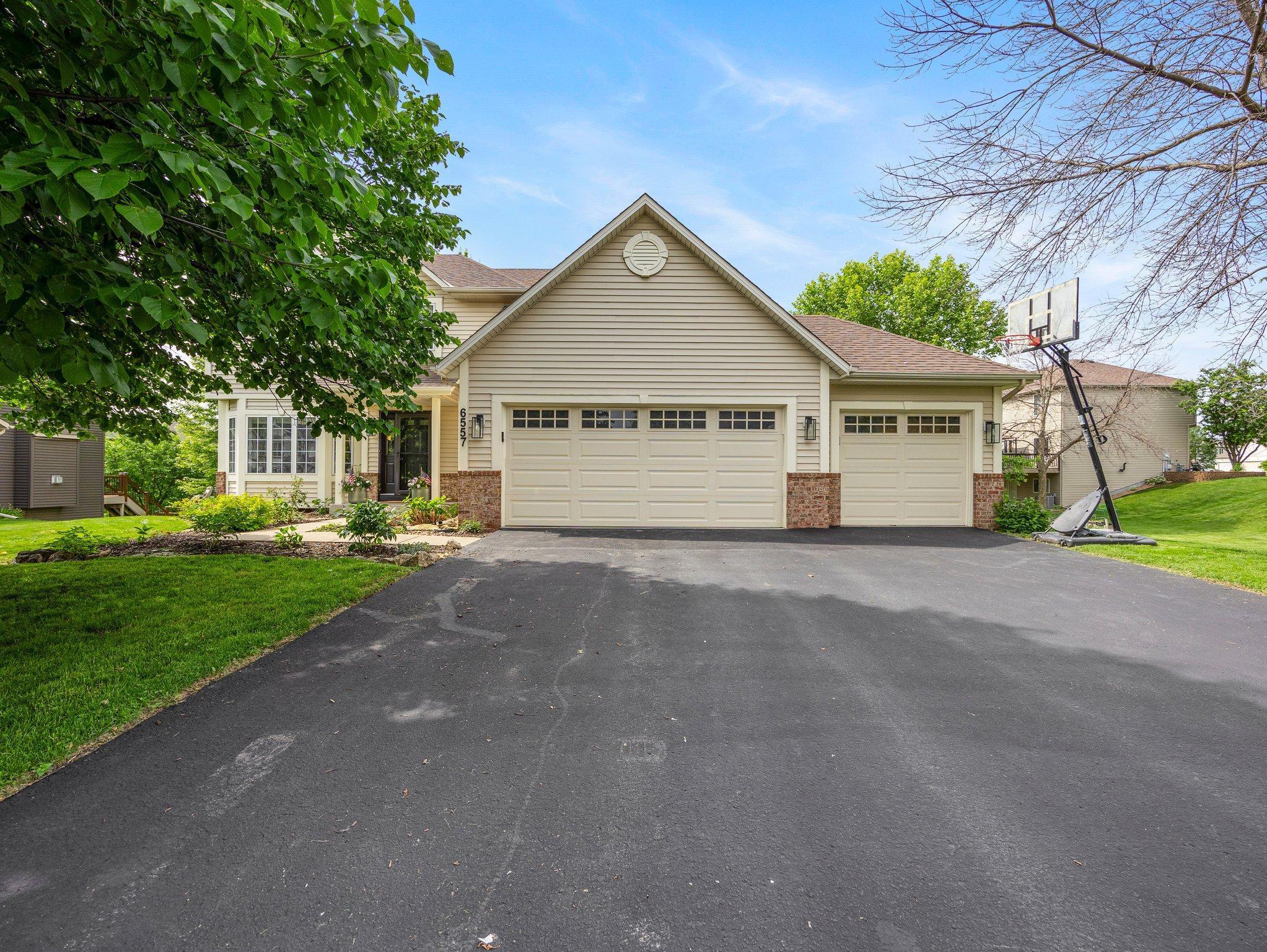 6557 Wildflower Drive S