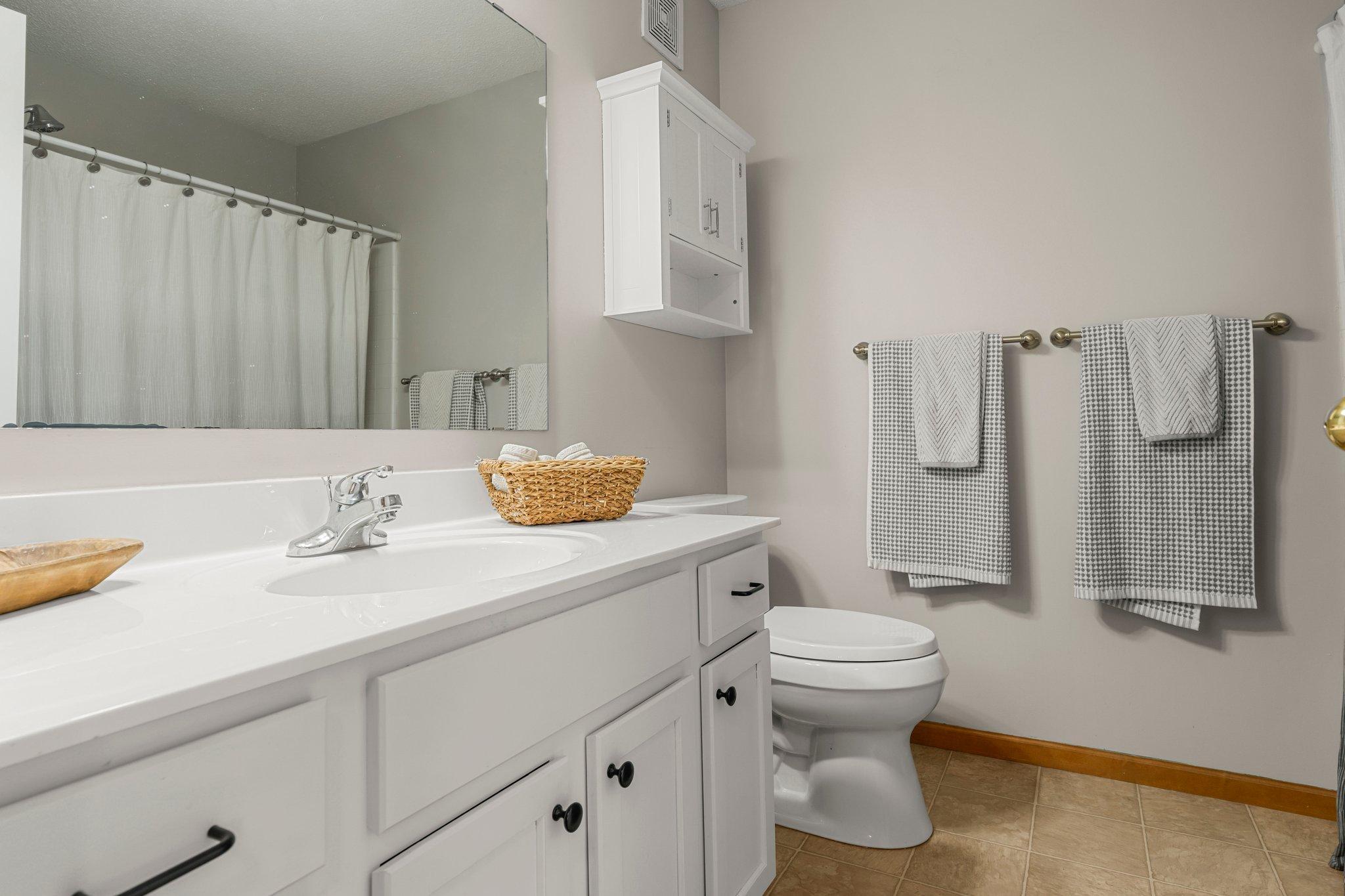 2445 Stonecrest Path NW