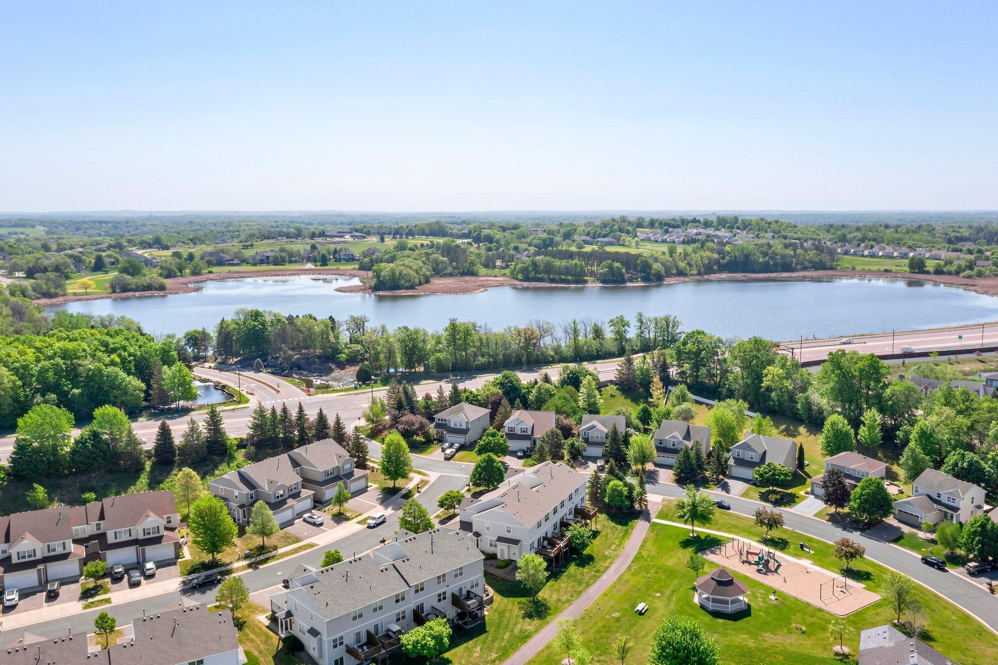 2445 Stonecrest Path NW