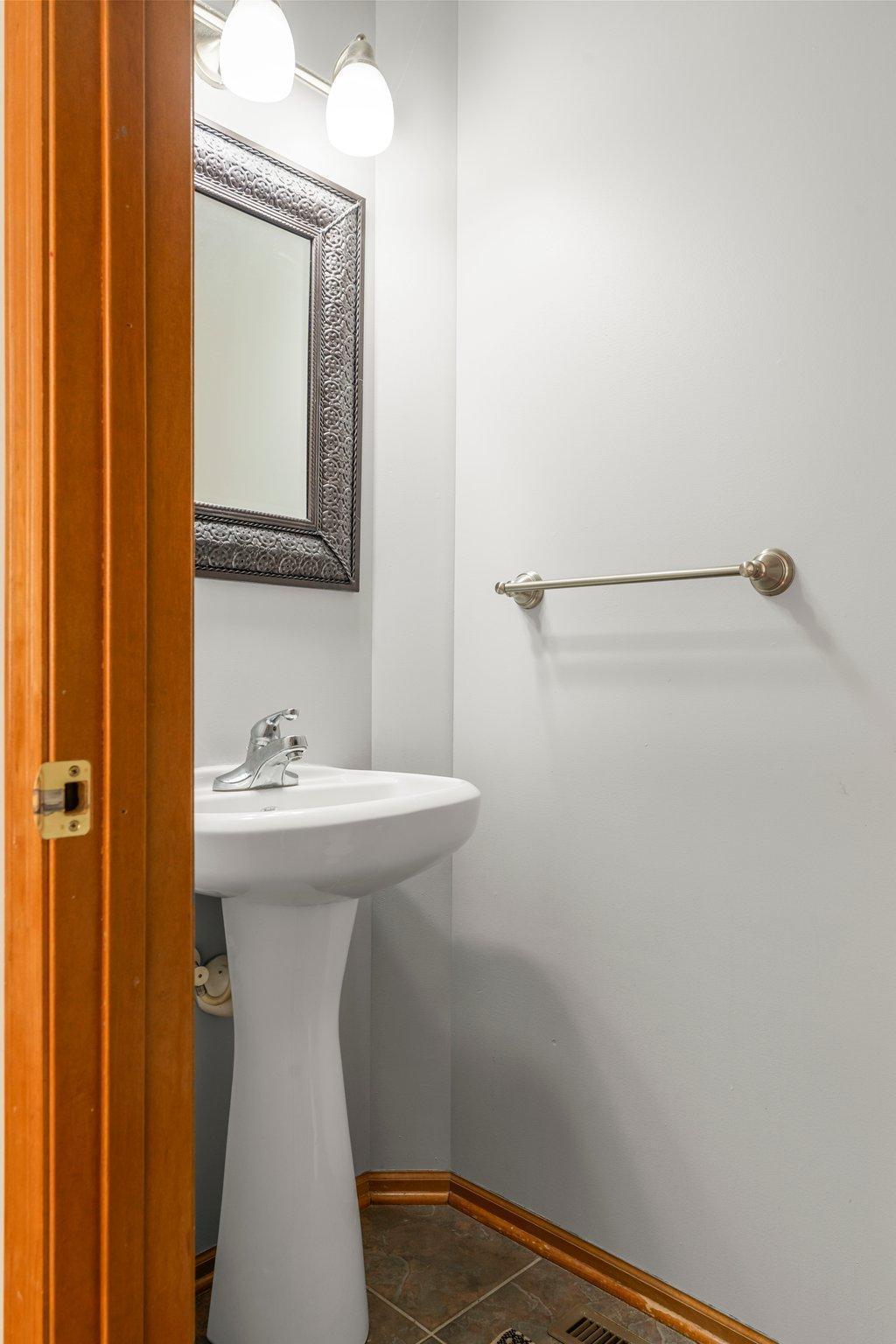 2445 Stonecrest Path NW