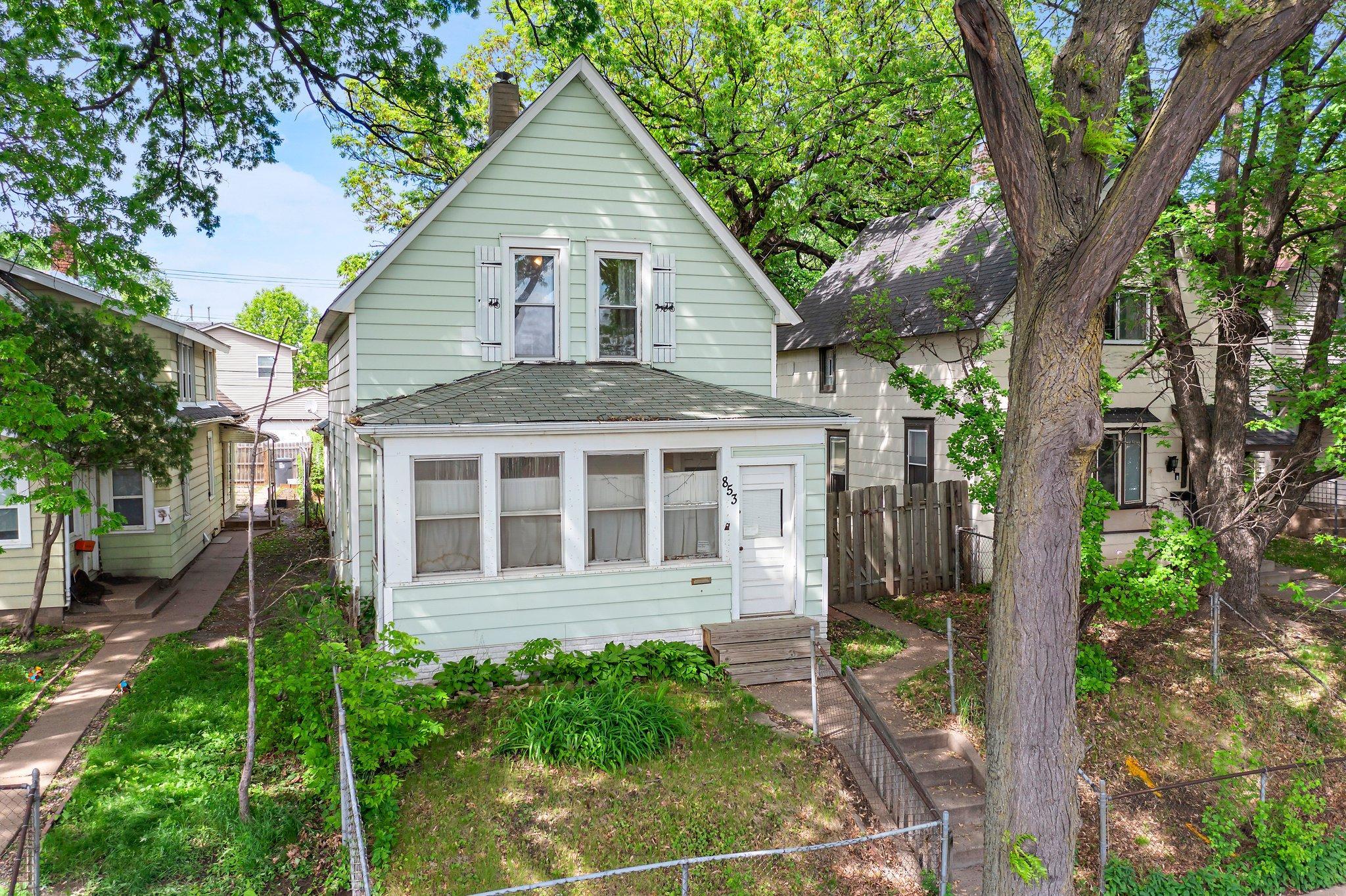 853 York Avenue