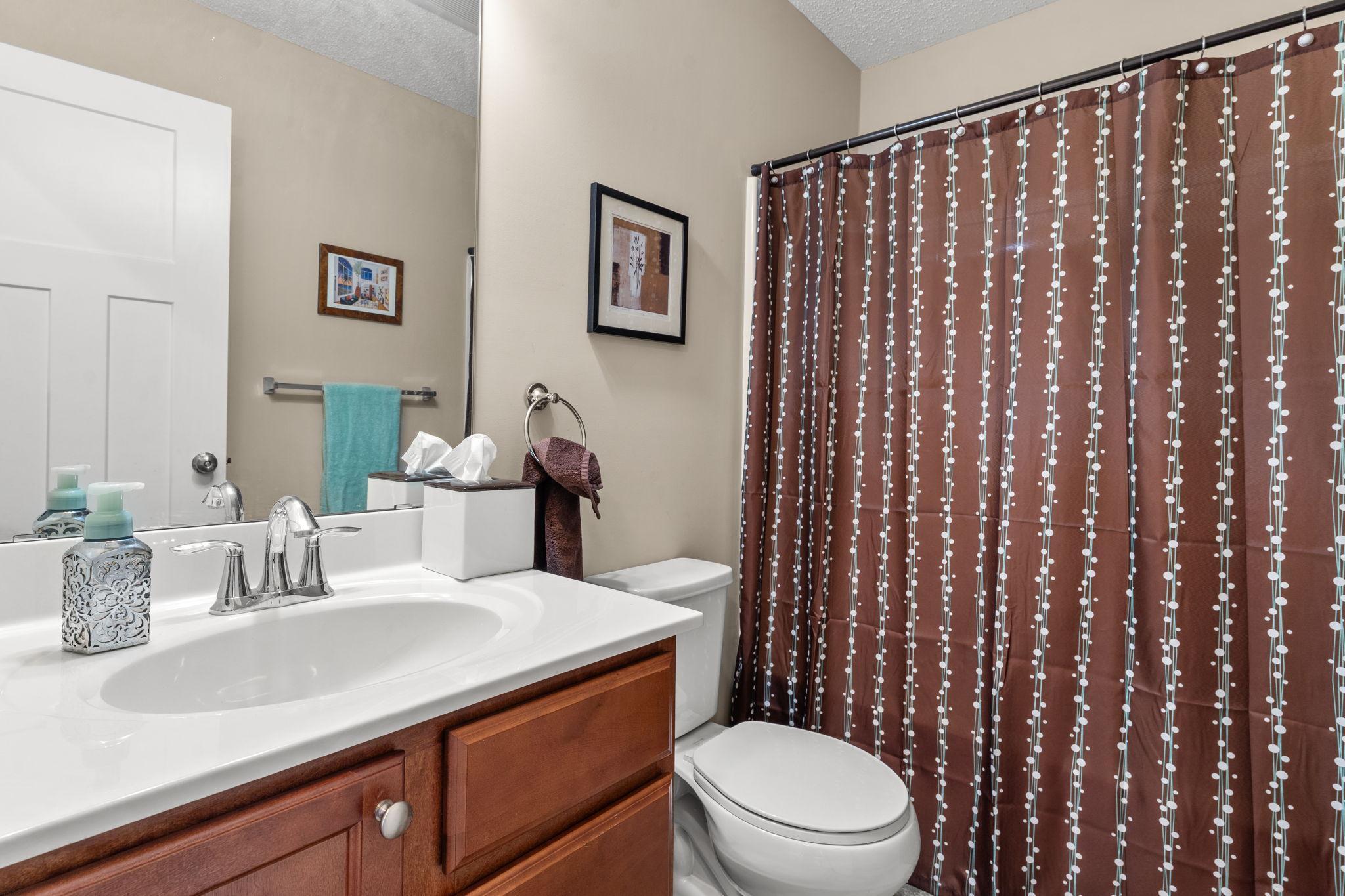 2606 Waterfall Way NW