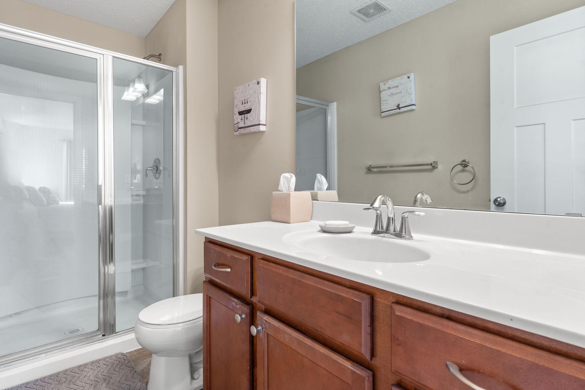 2606 Waterfall Way NW