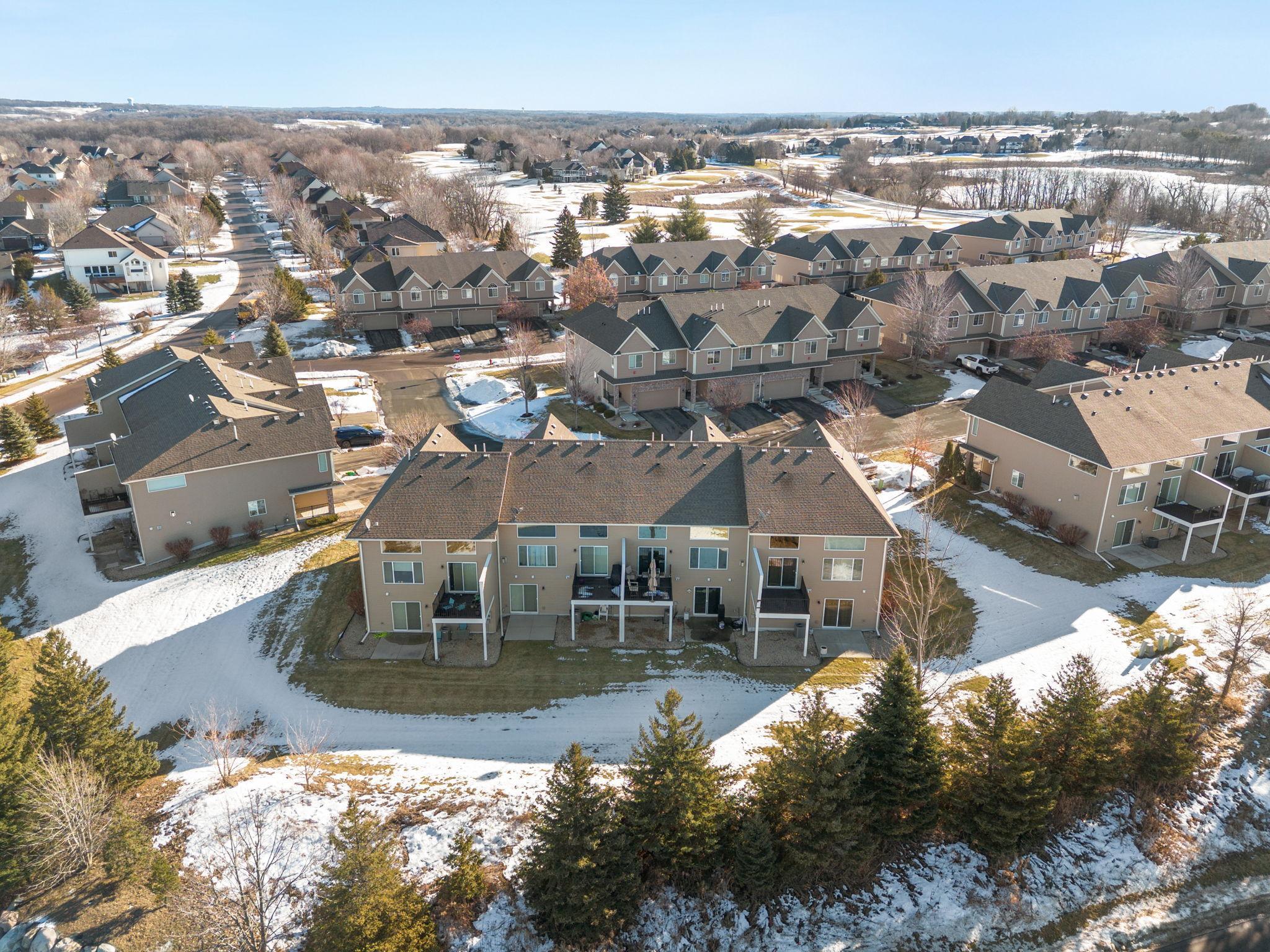 2606 Waterfall Way NW