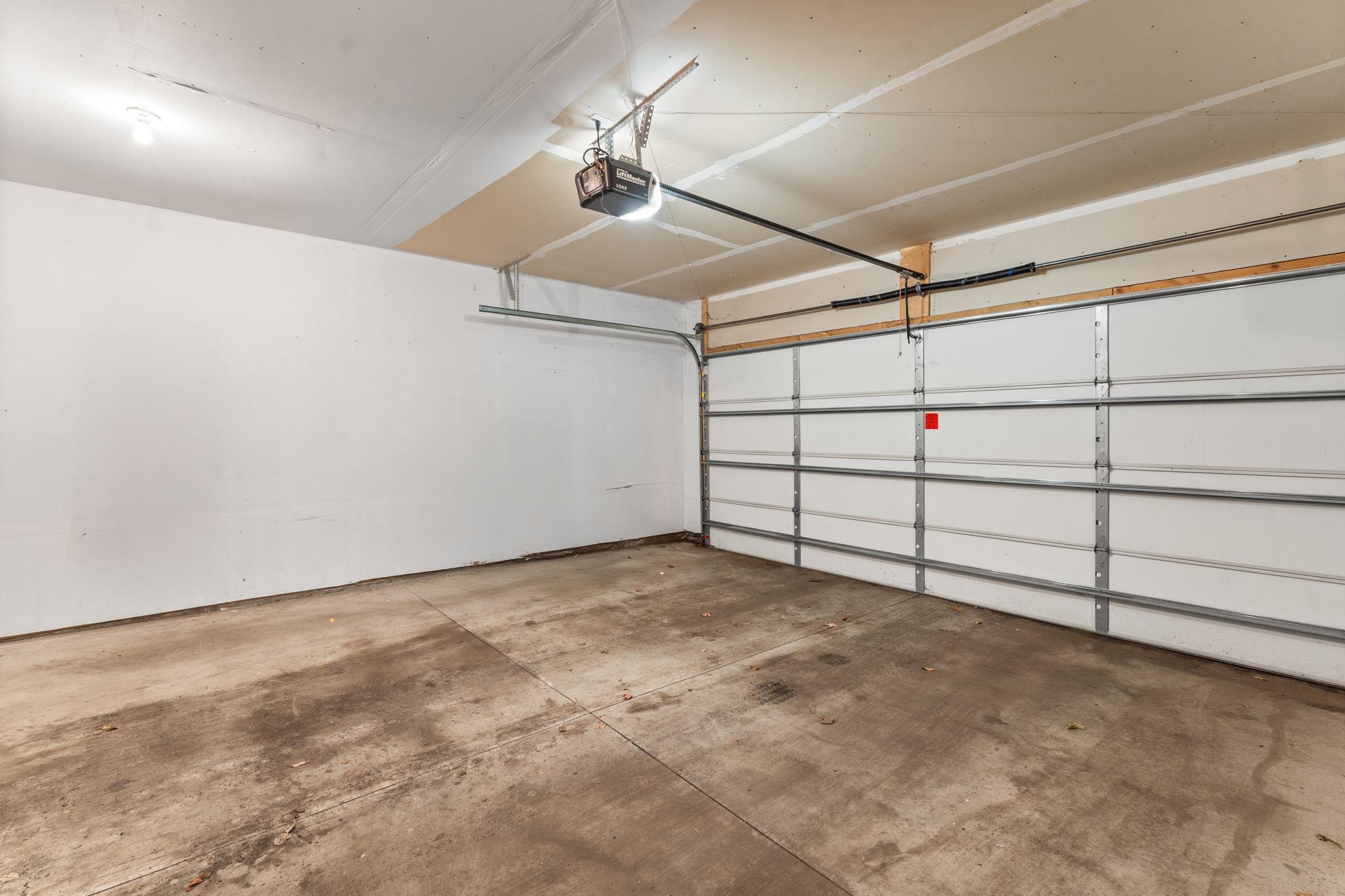 2606 Waterfall Way NW