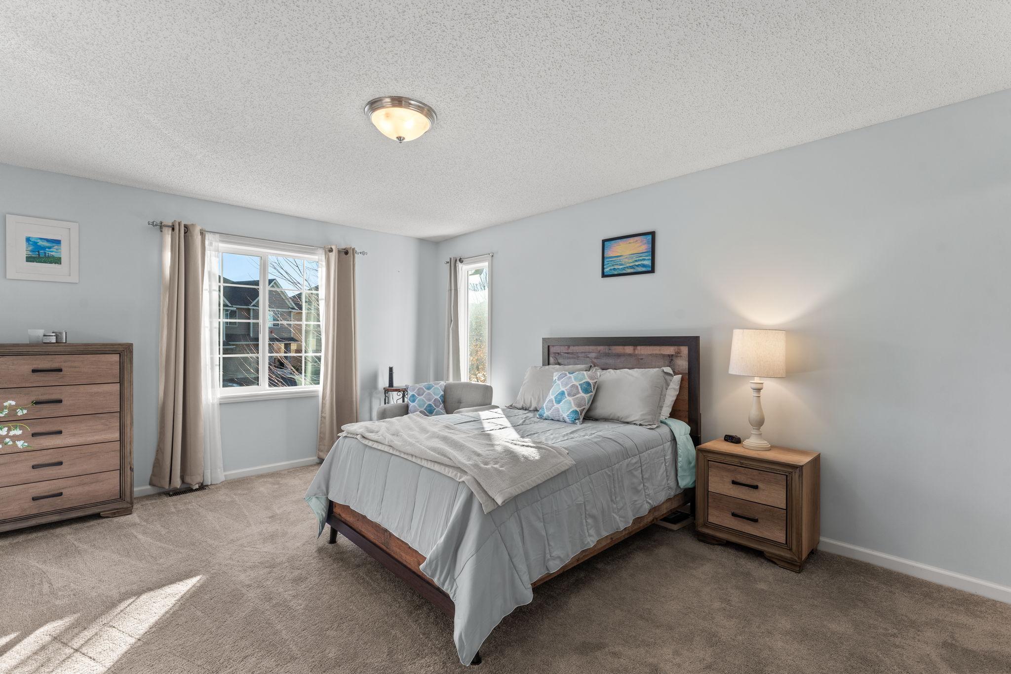 2606 Waterfall Way NW