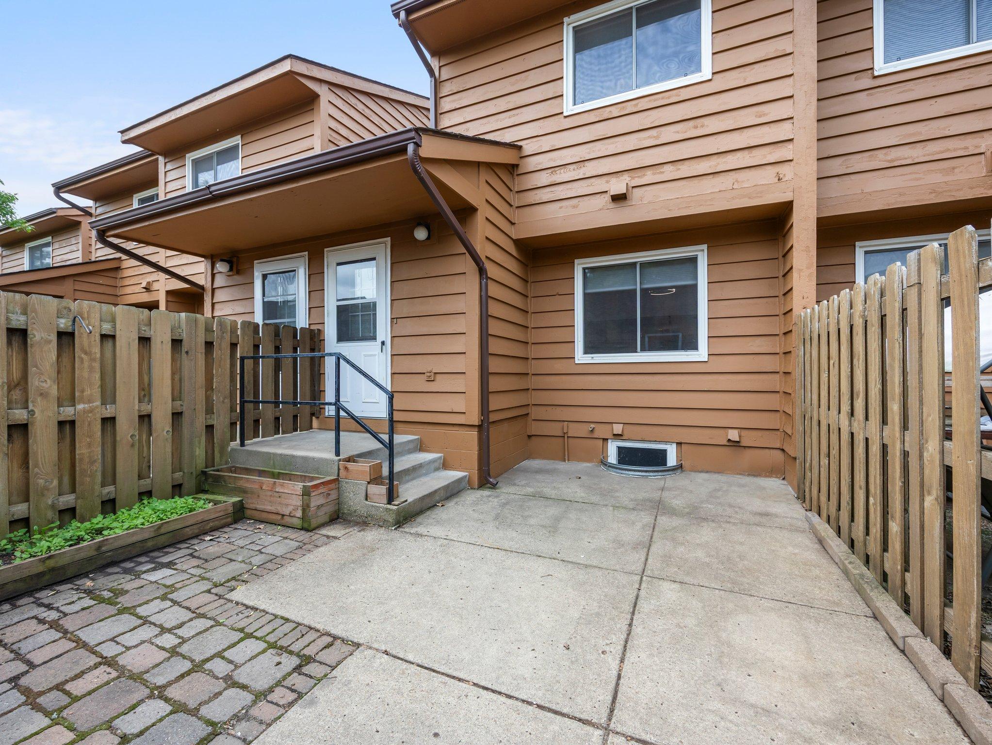 1626 Raindrop Drive