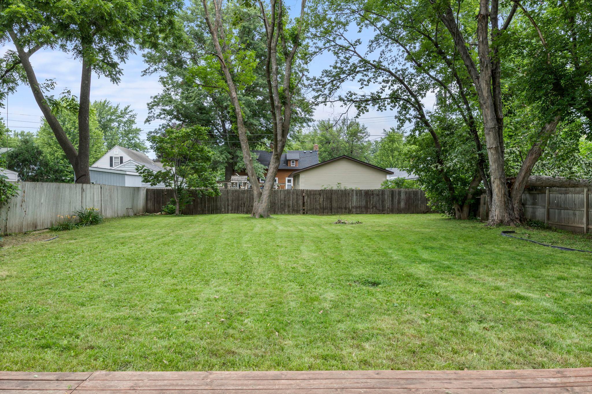 540 6th Street W