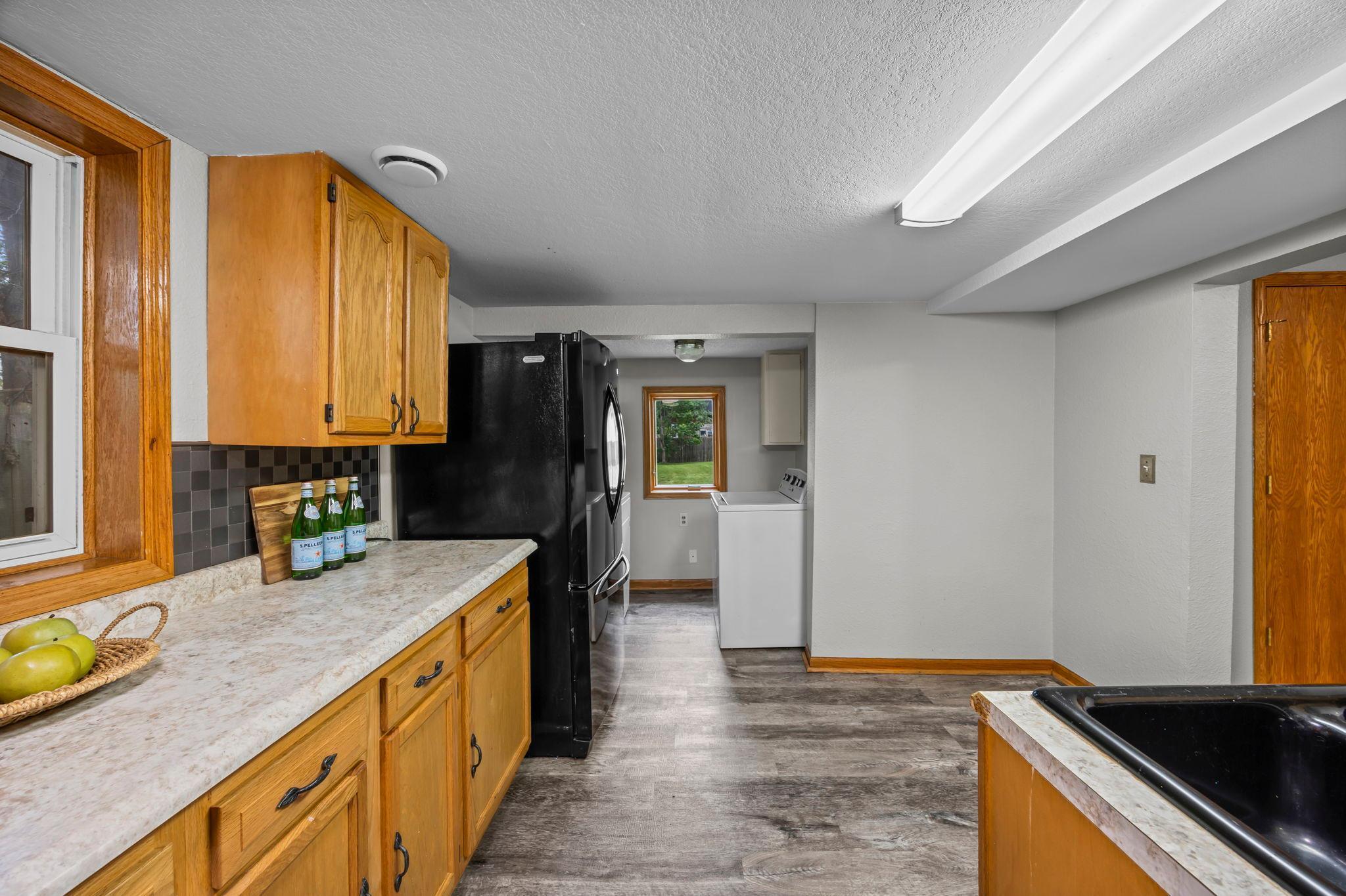 540 6th Street W