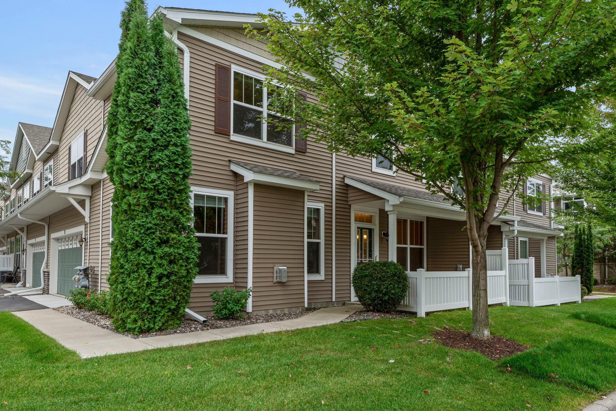 1826 Colonial Lane Unit: 4