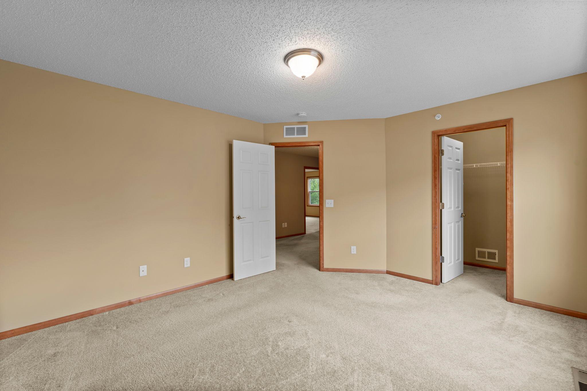 1826 Colonial Lane Unit: 4