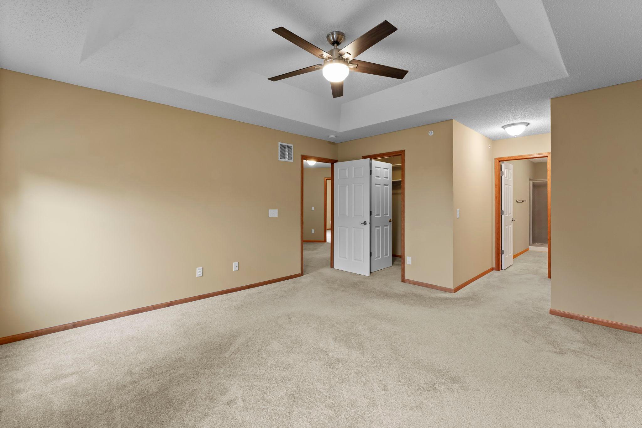 1826 Colonial Lane Unit: 4