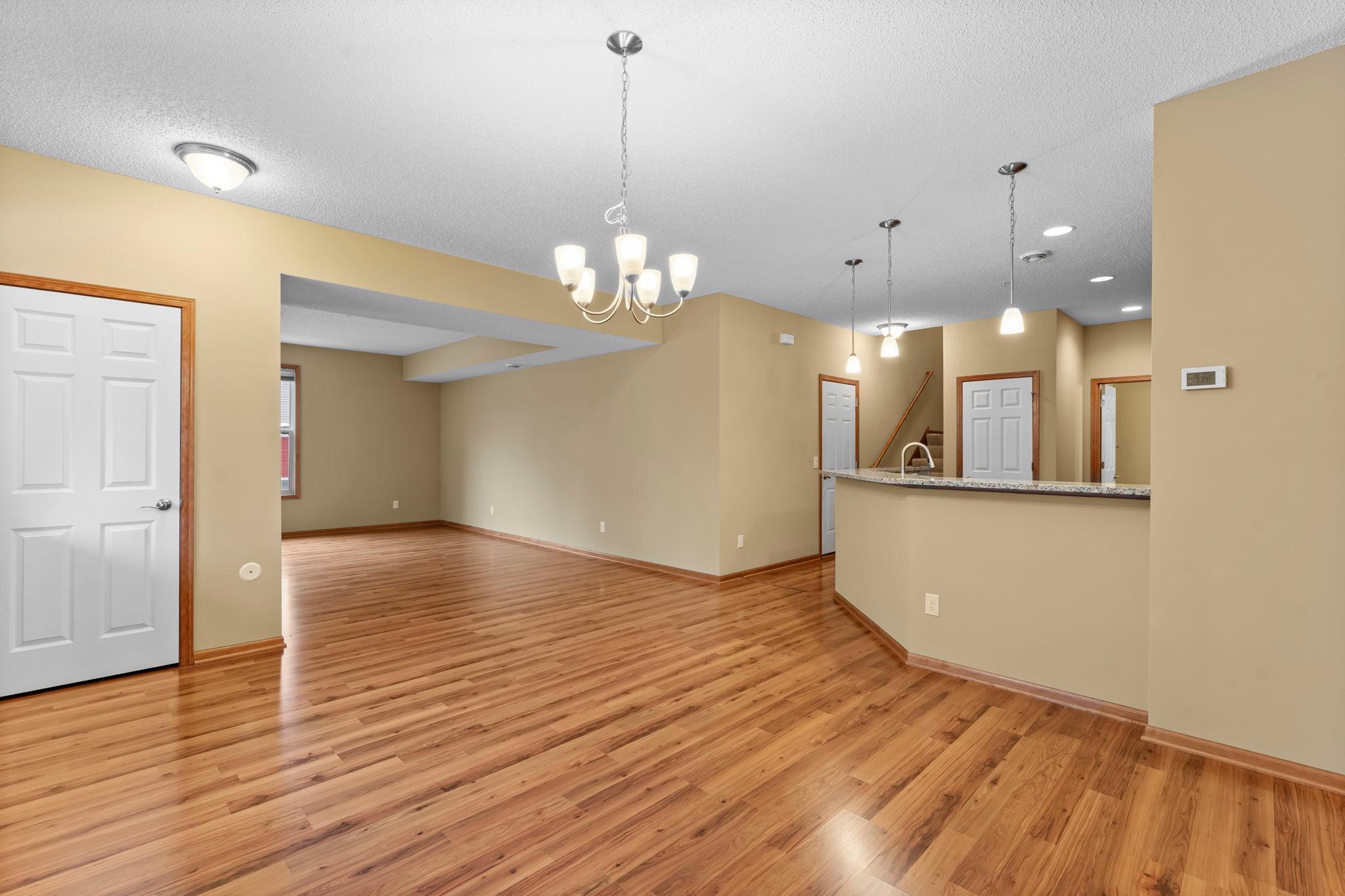 1826 Colonial Lane Unit: 4