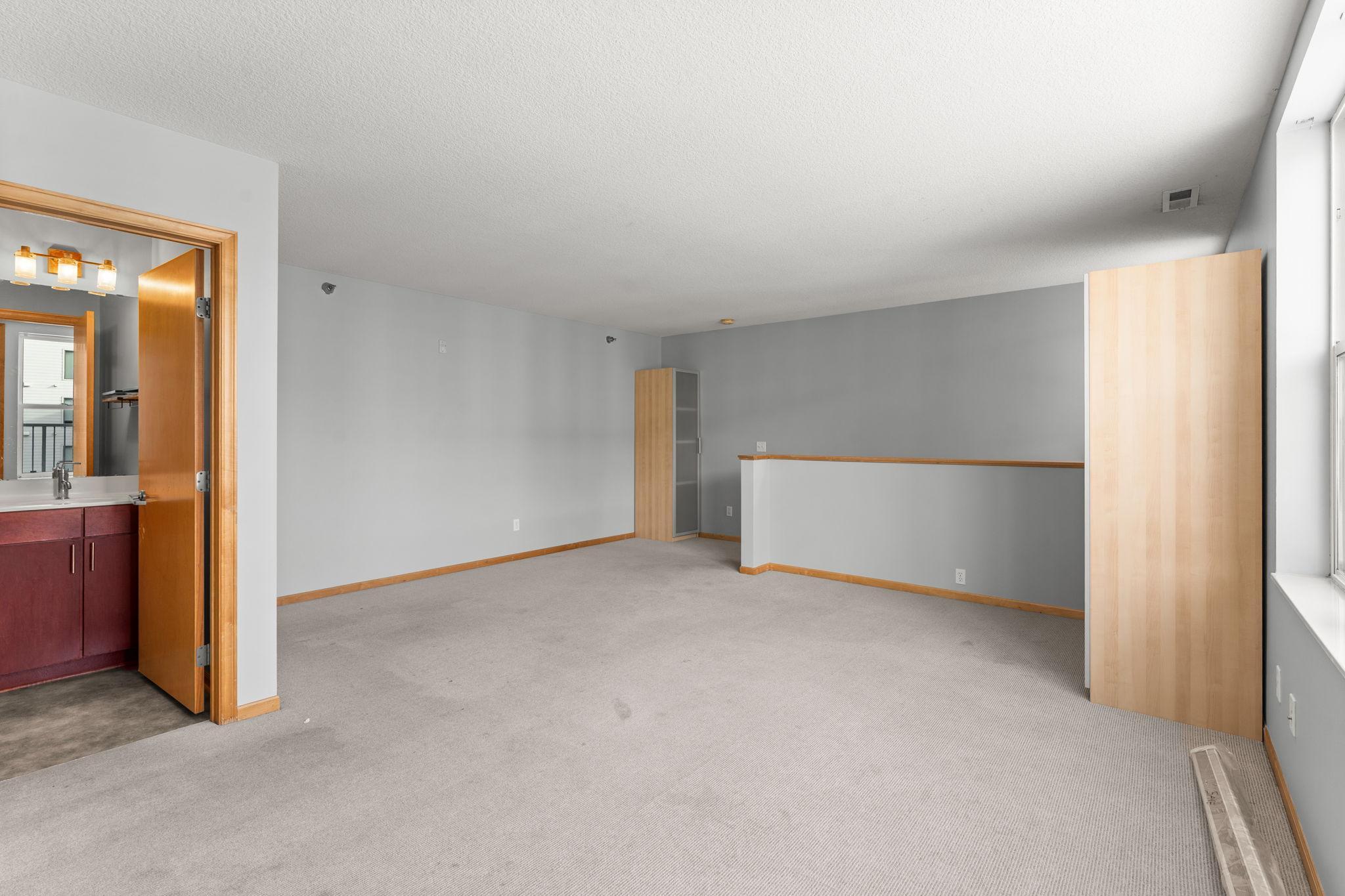 2650 University Avenue W Unit: 314