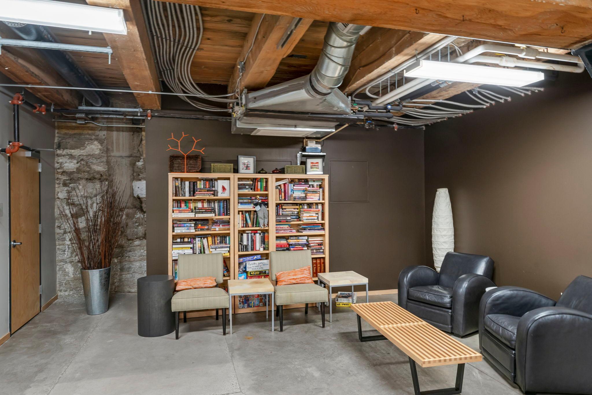 406 Wacouta Street Unit: 515