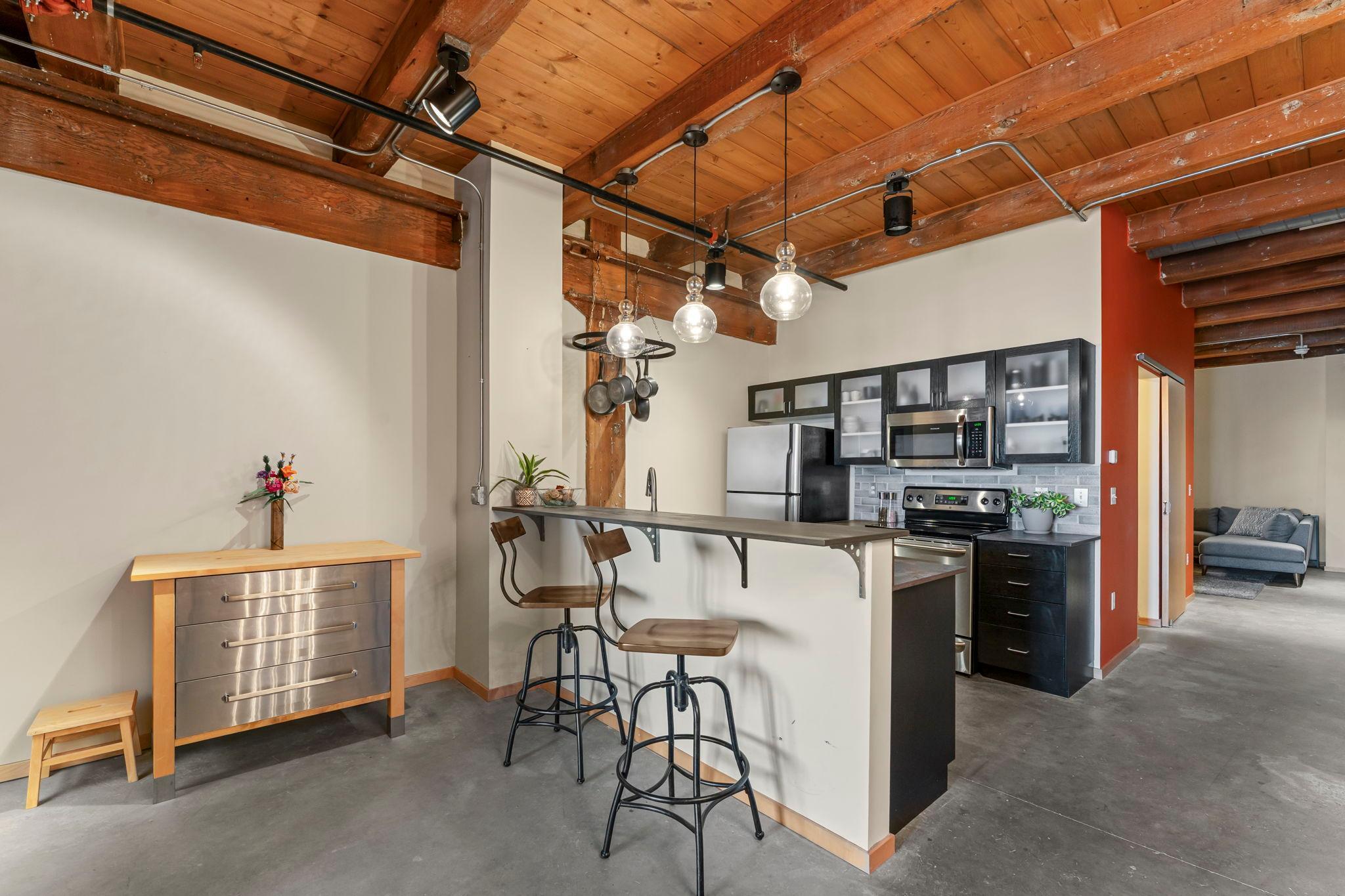 406 Wacouta Street Unit: 515