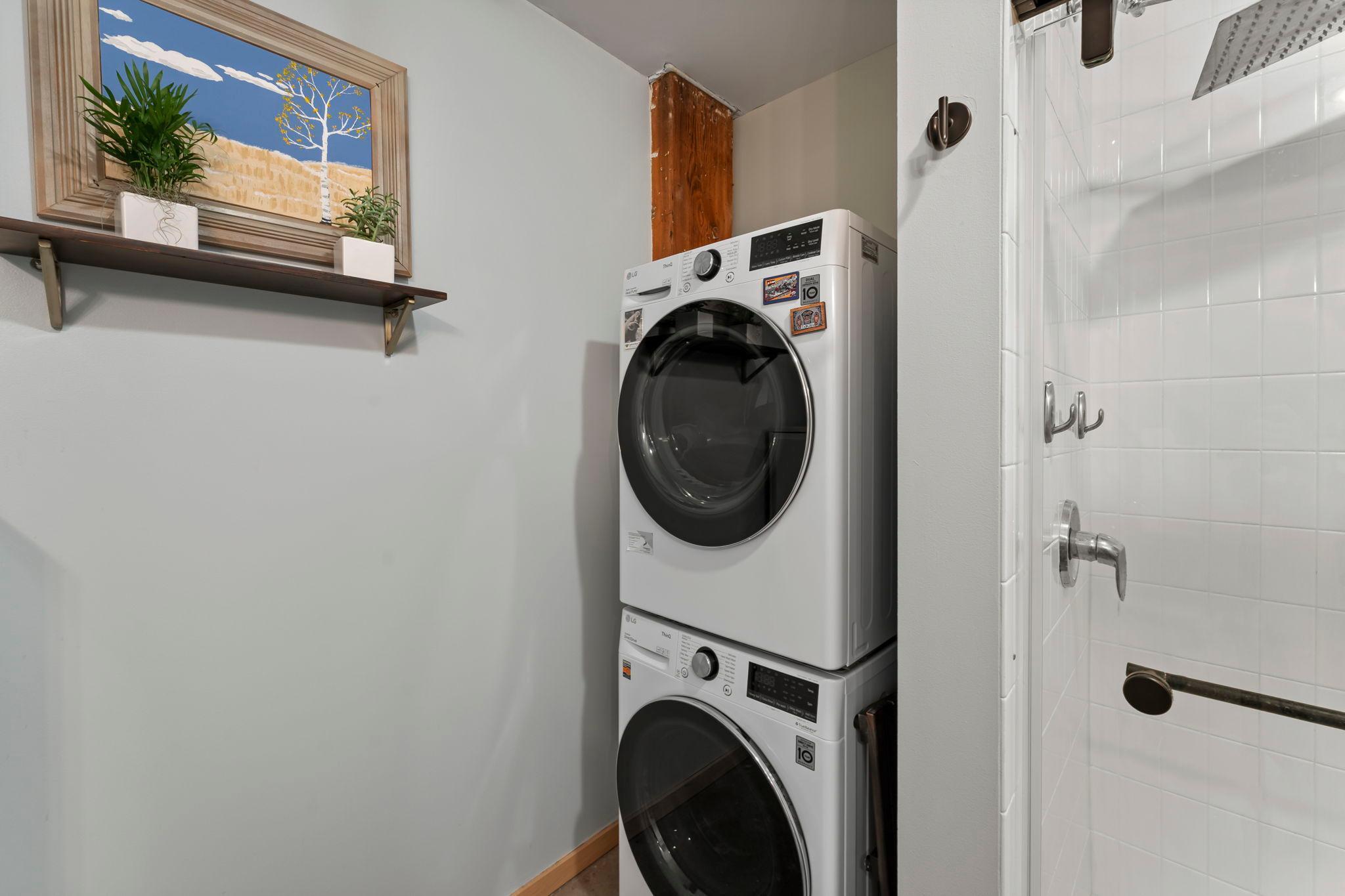 406 Wacouta Street Unit: 515