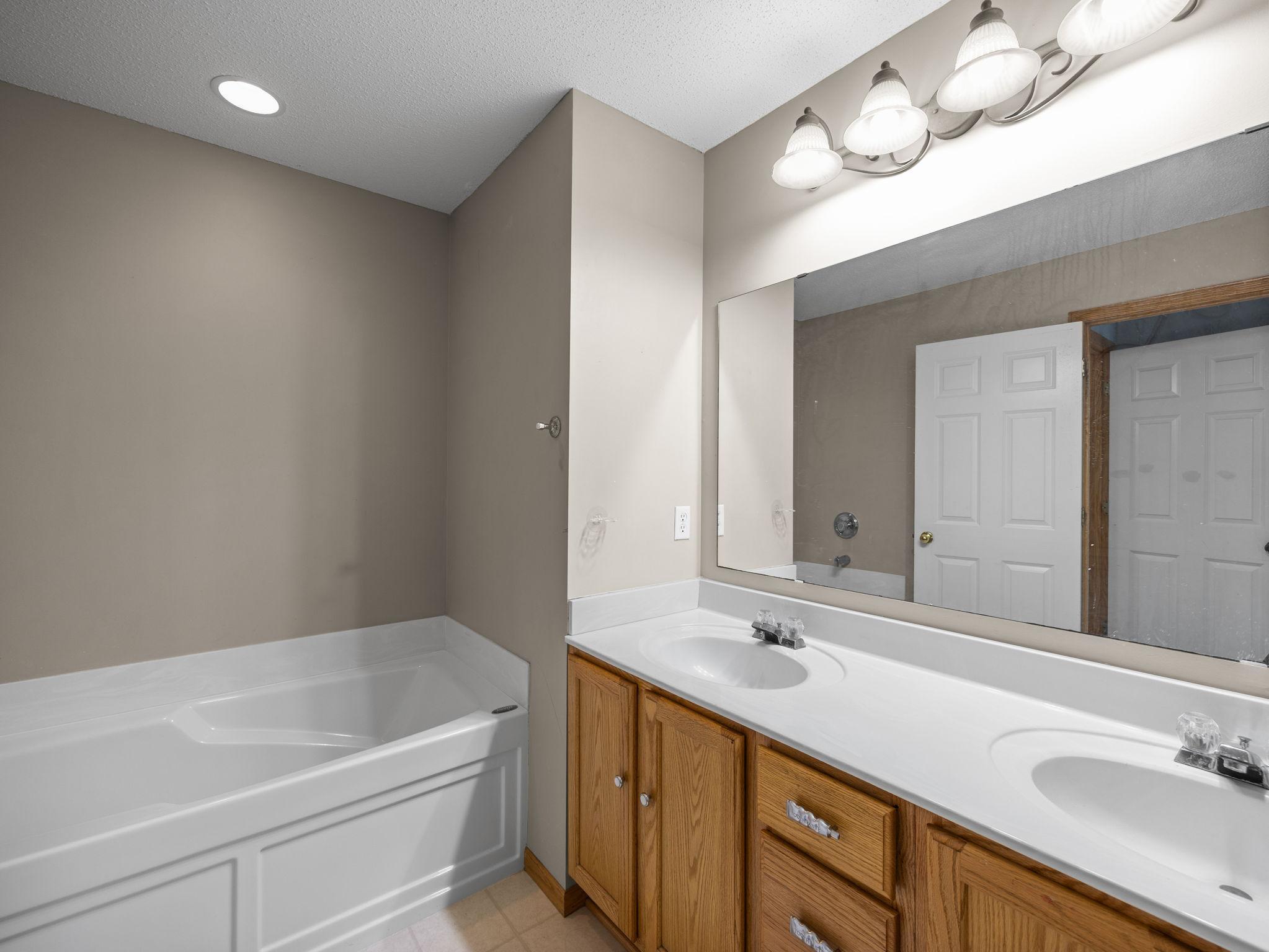 6524 154th Street W Unit: 107