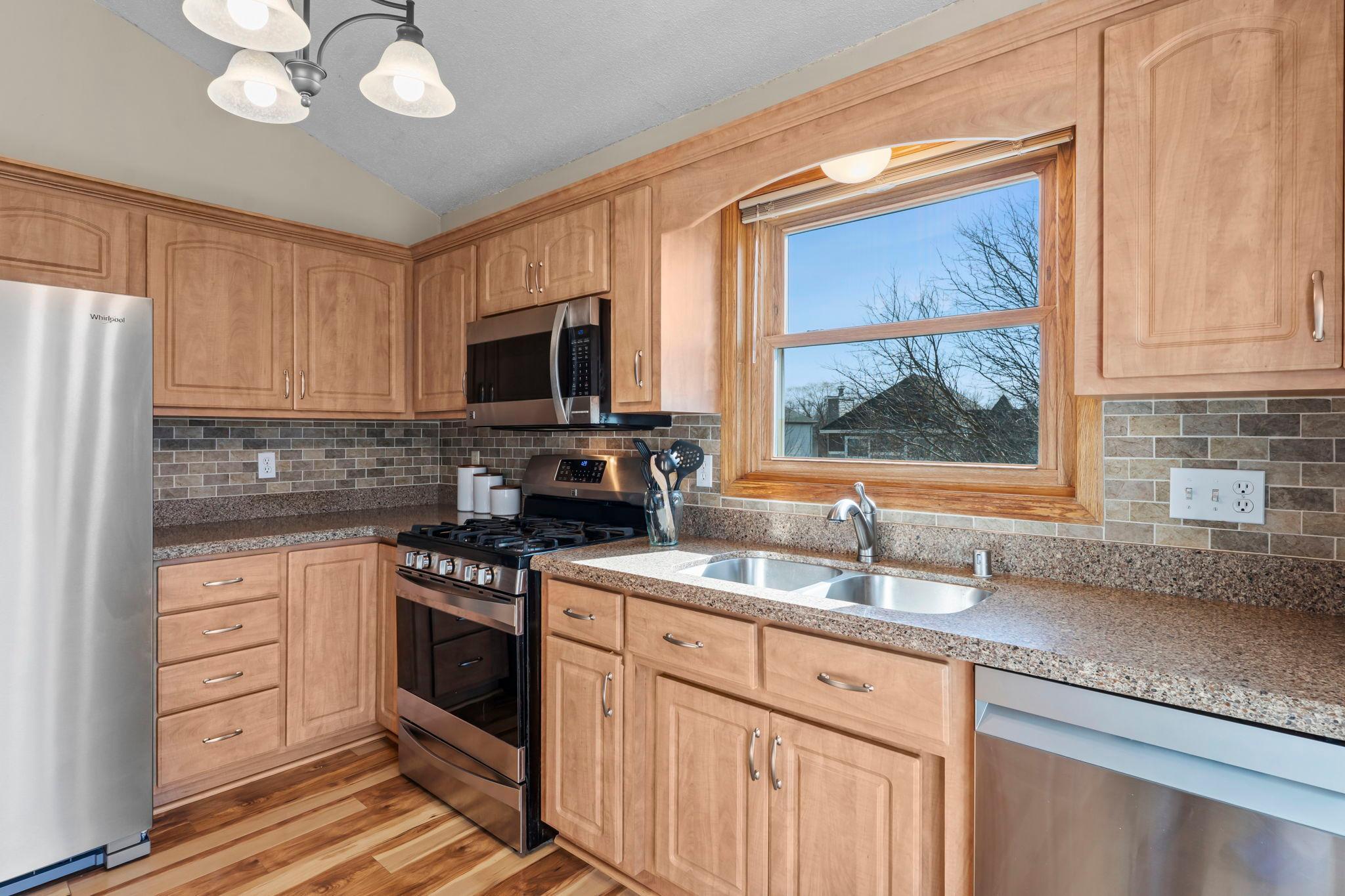 9425 Barrington Road