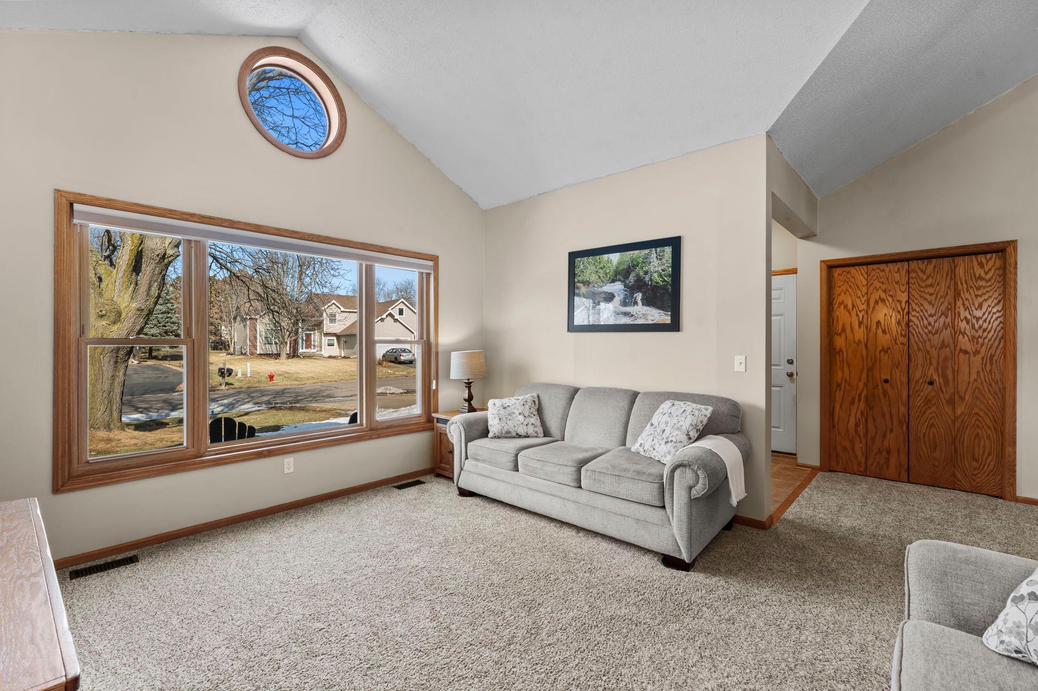 9425 Barrington Road