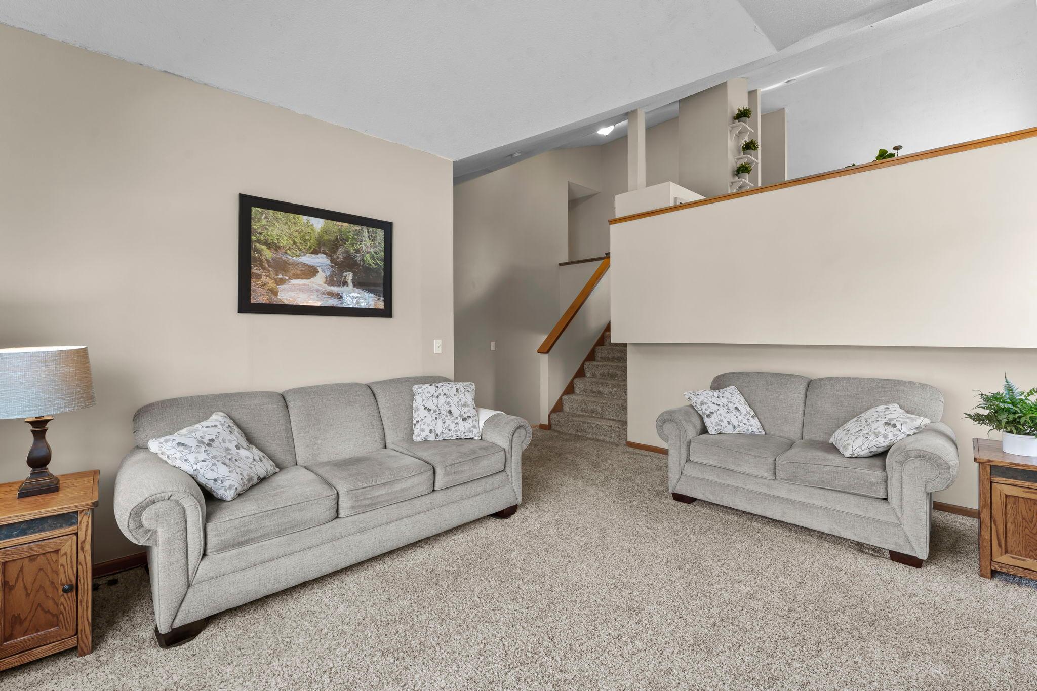 9425 Barrington Road