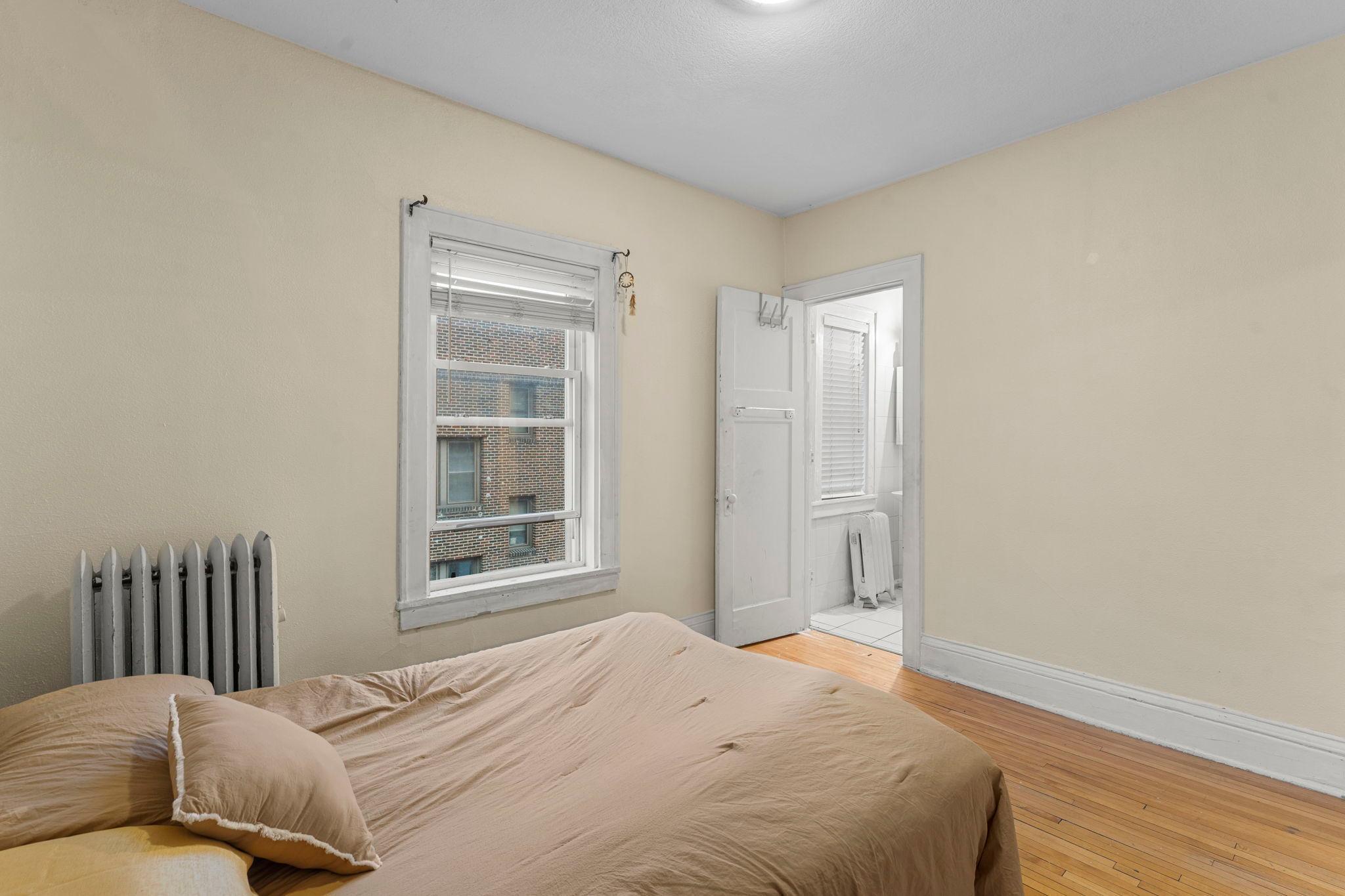 2881 Irving Avenue S Unit: 306