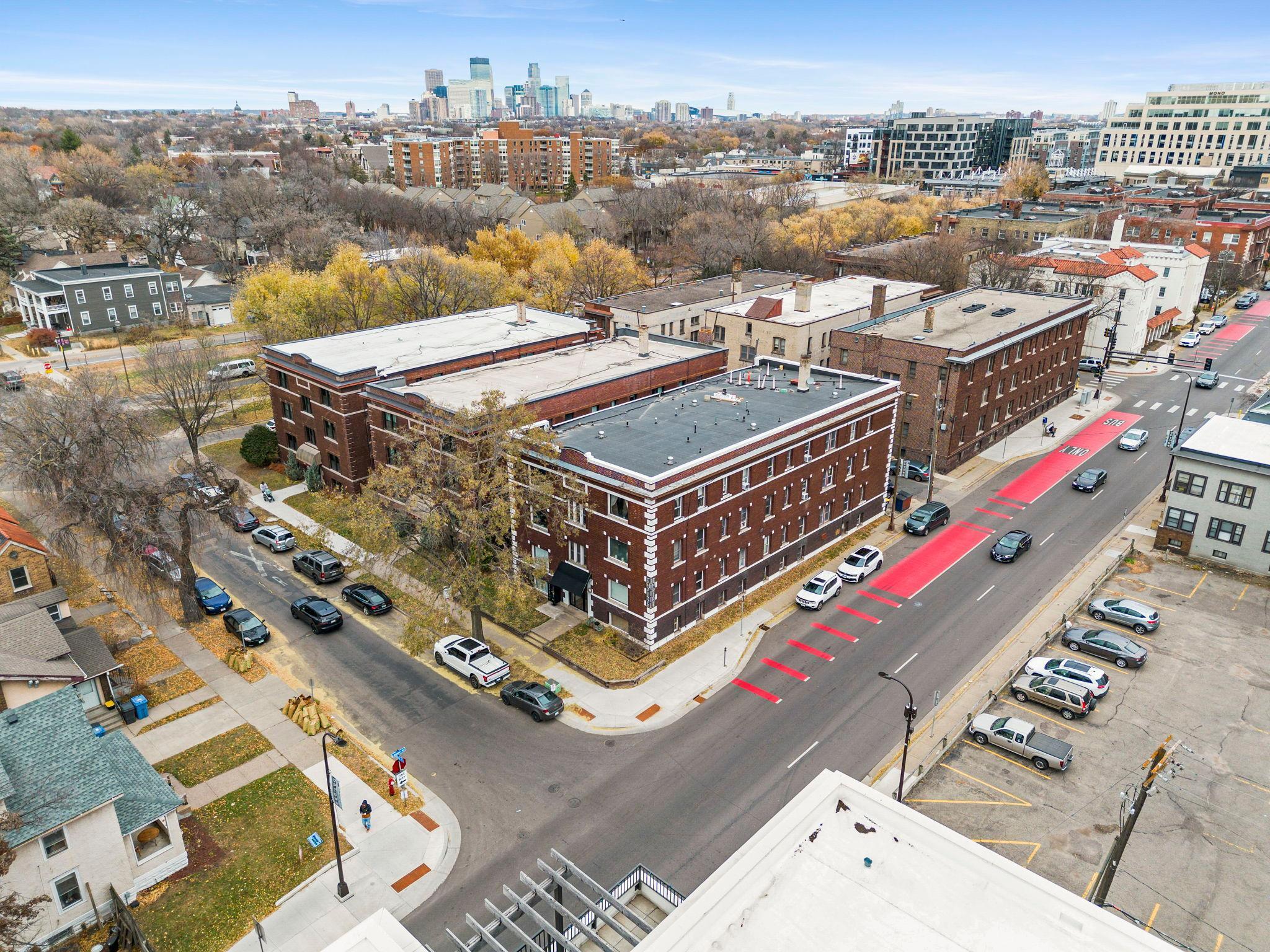 2881 Irving Avenue S Unit: 306