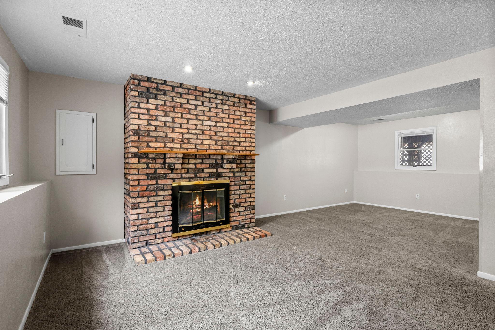 10421 Quebec Avenue S