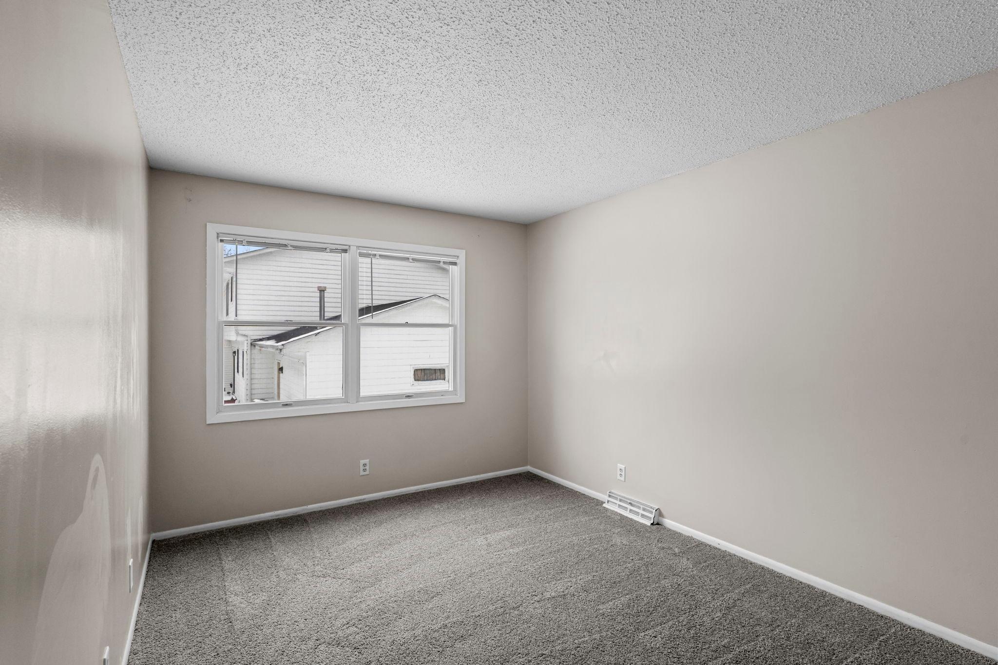 10421 Quebec Avenue S