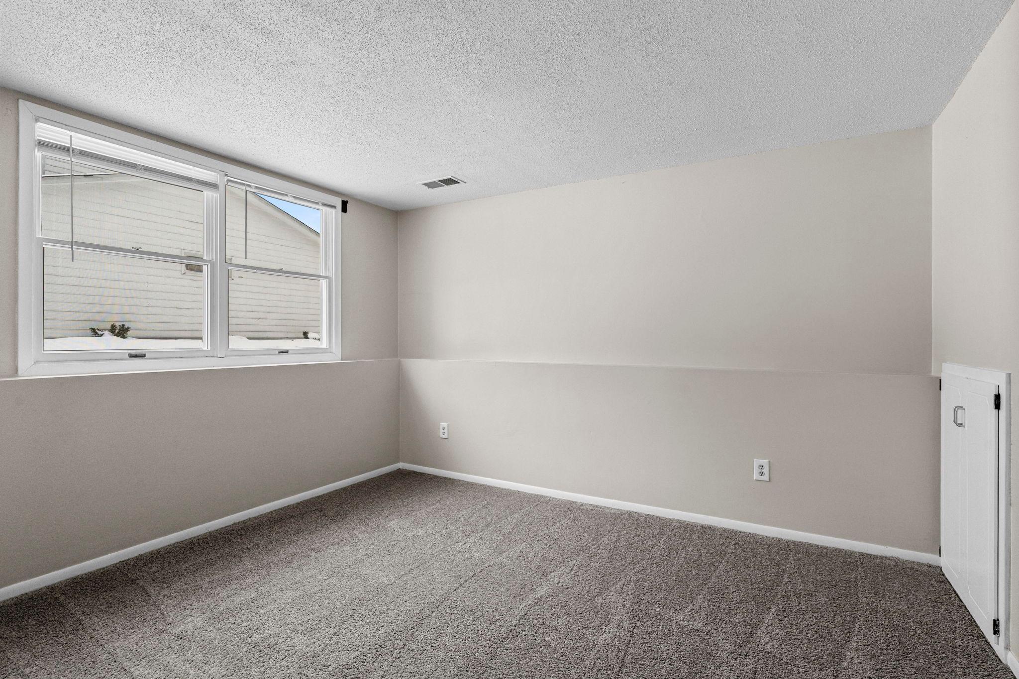 10421 Quebec Avenue S