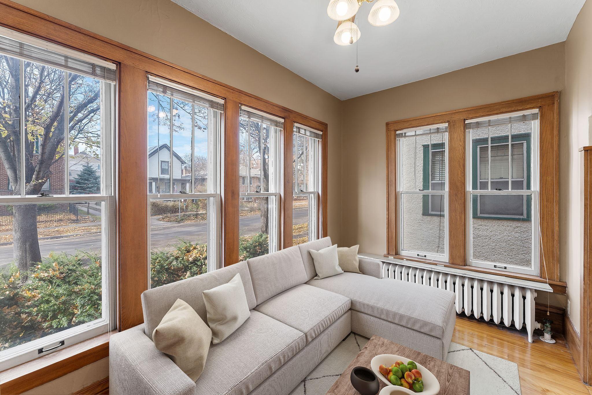 3133 Girard Avenue S Unit: 1