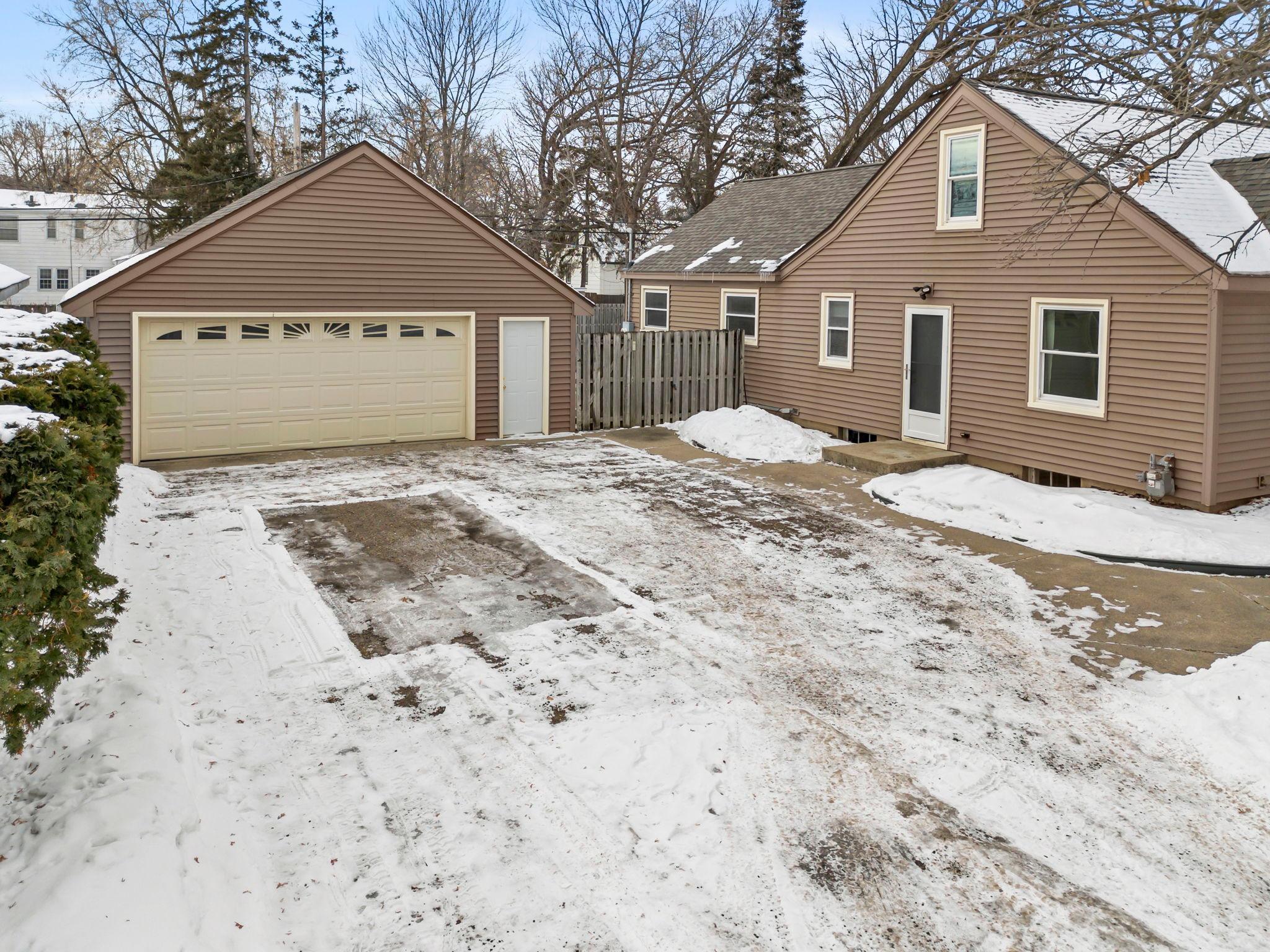 7324 Dupont Avenue S