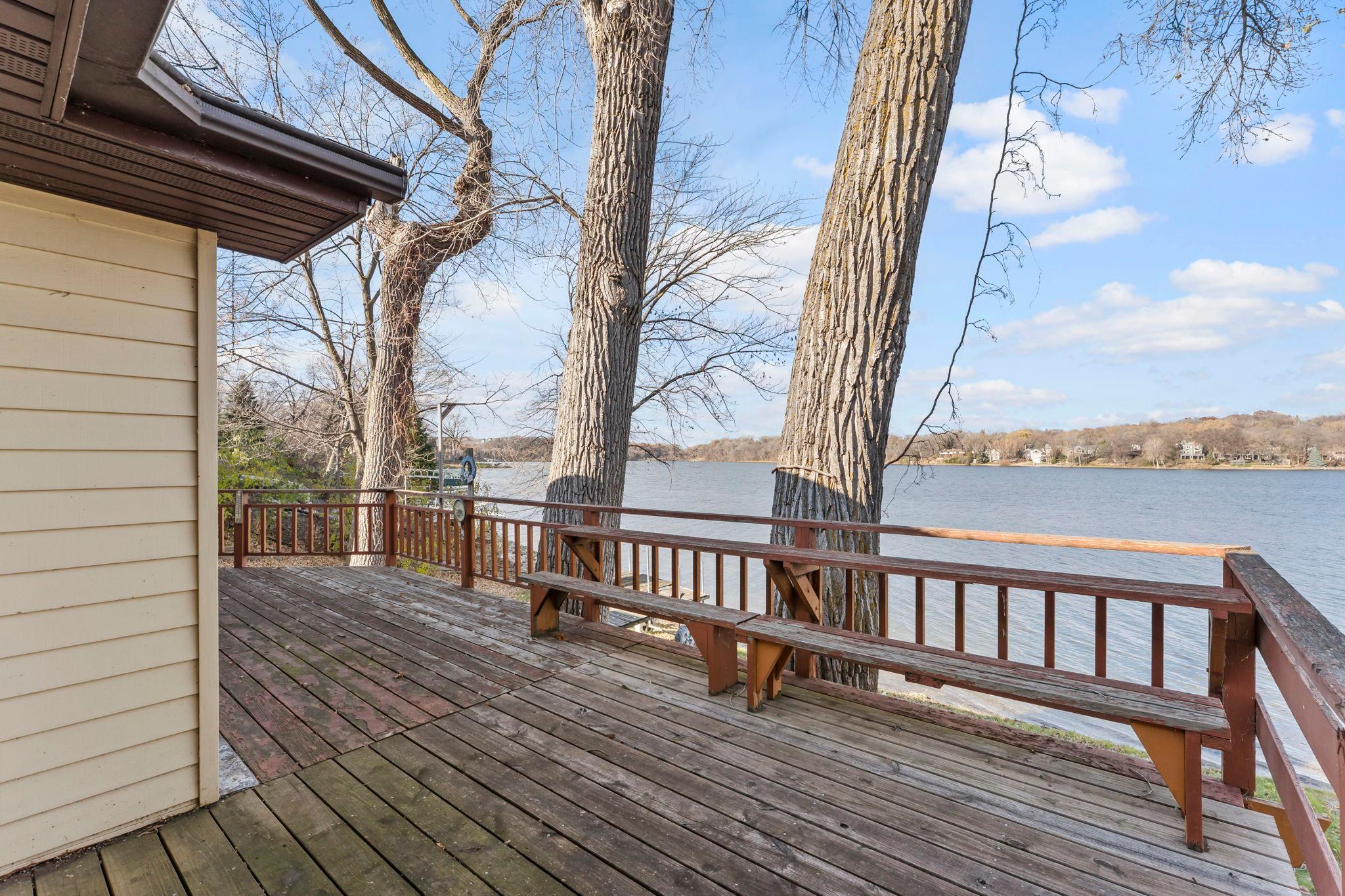 335 Maple Island Road