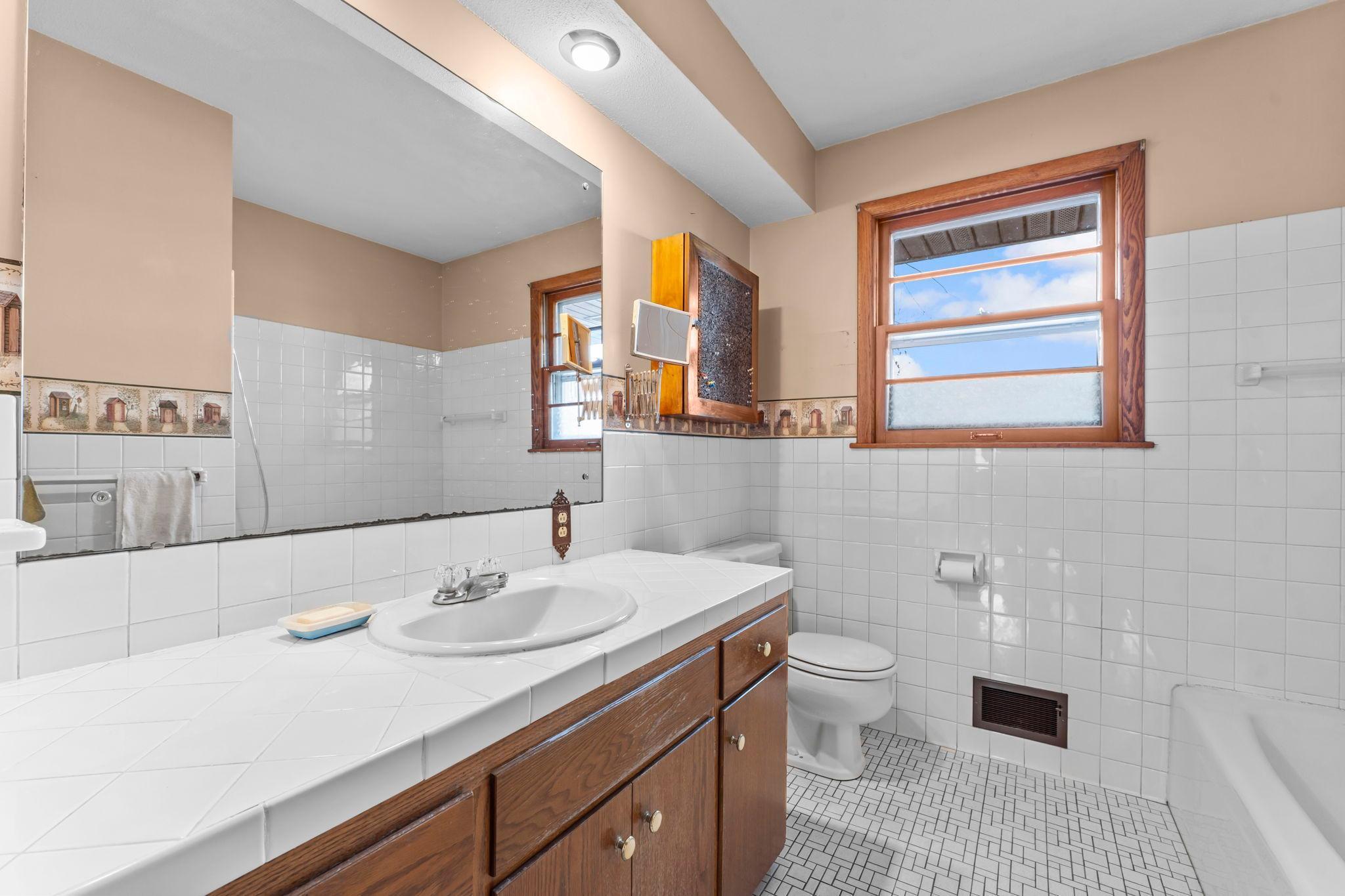 335 Maple Island Road