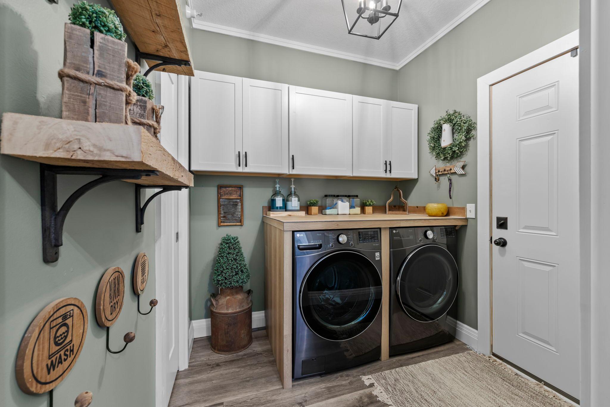 4213 Blakewood Drive