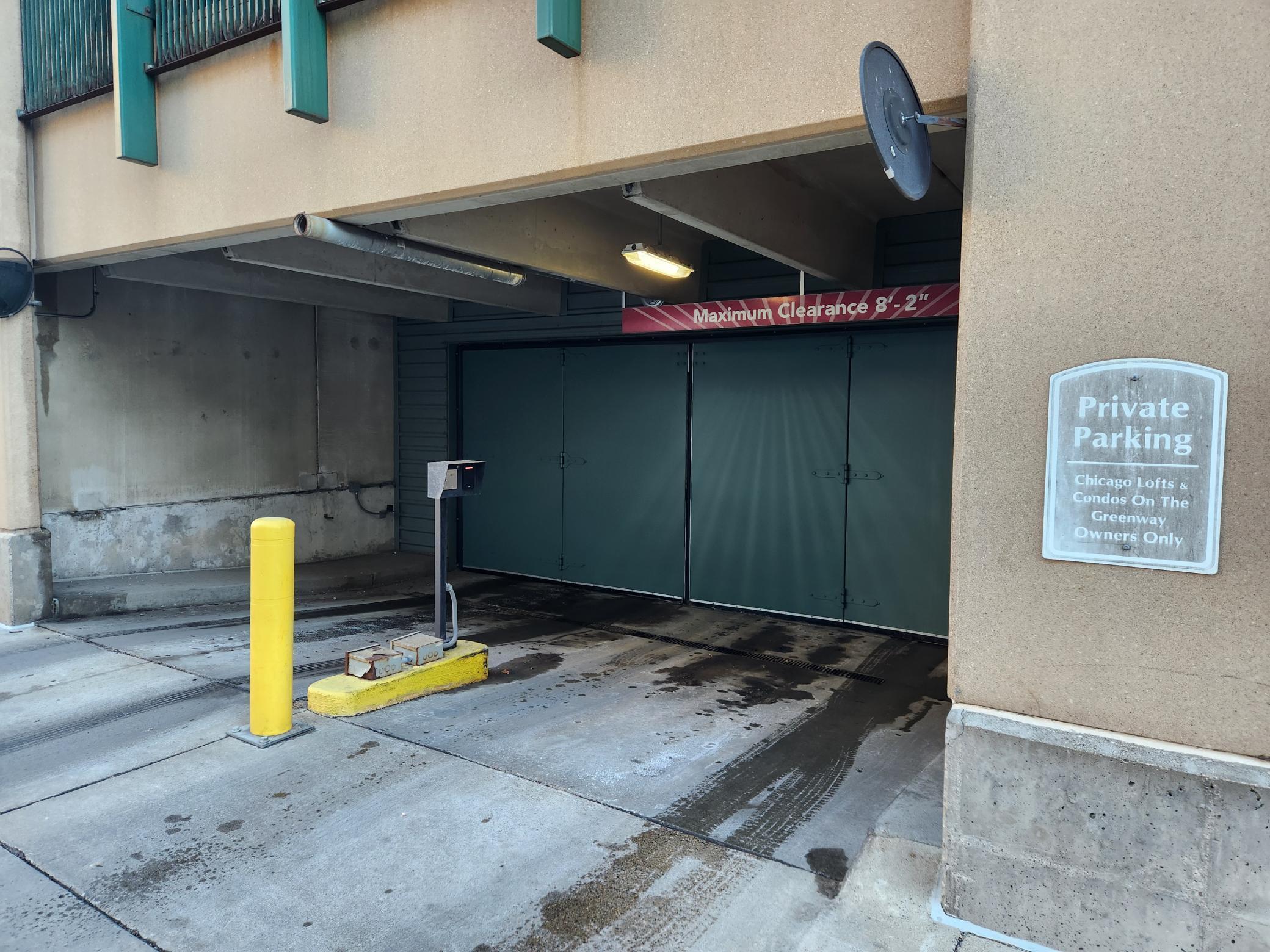 2929 Chicago Avenue Unit: 917