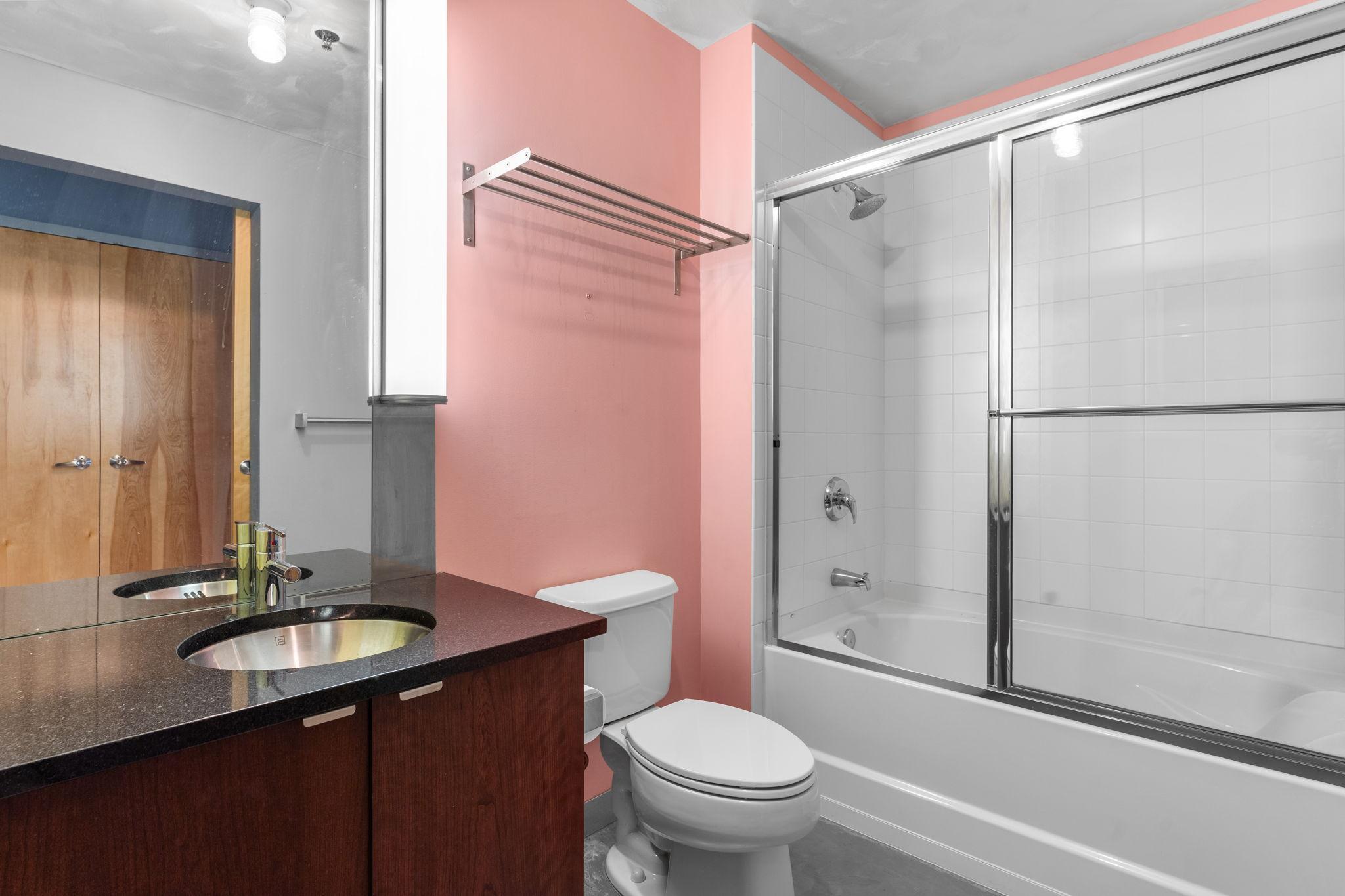 2929 Chicago Avenue Unit: 917