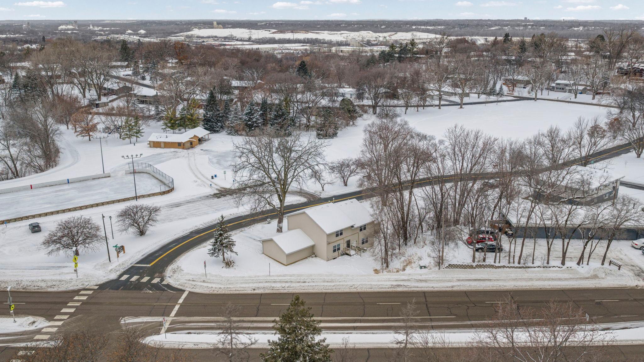 12951 Girard Avenue S