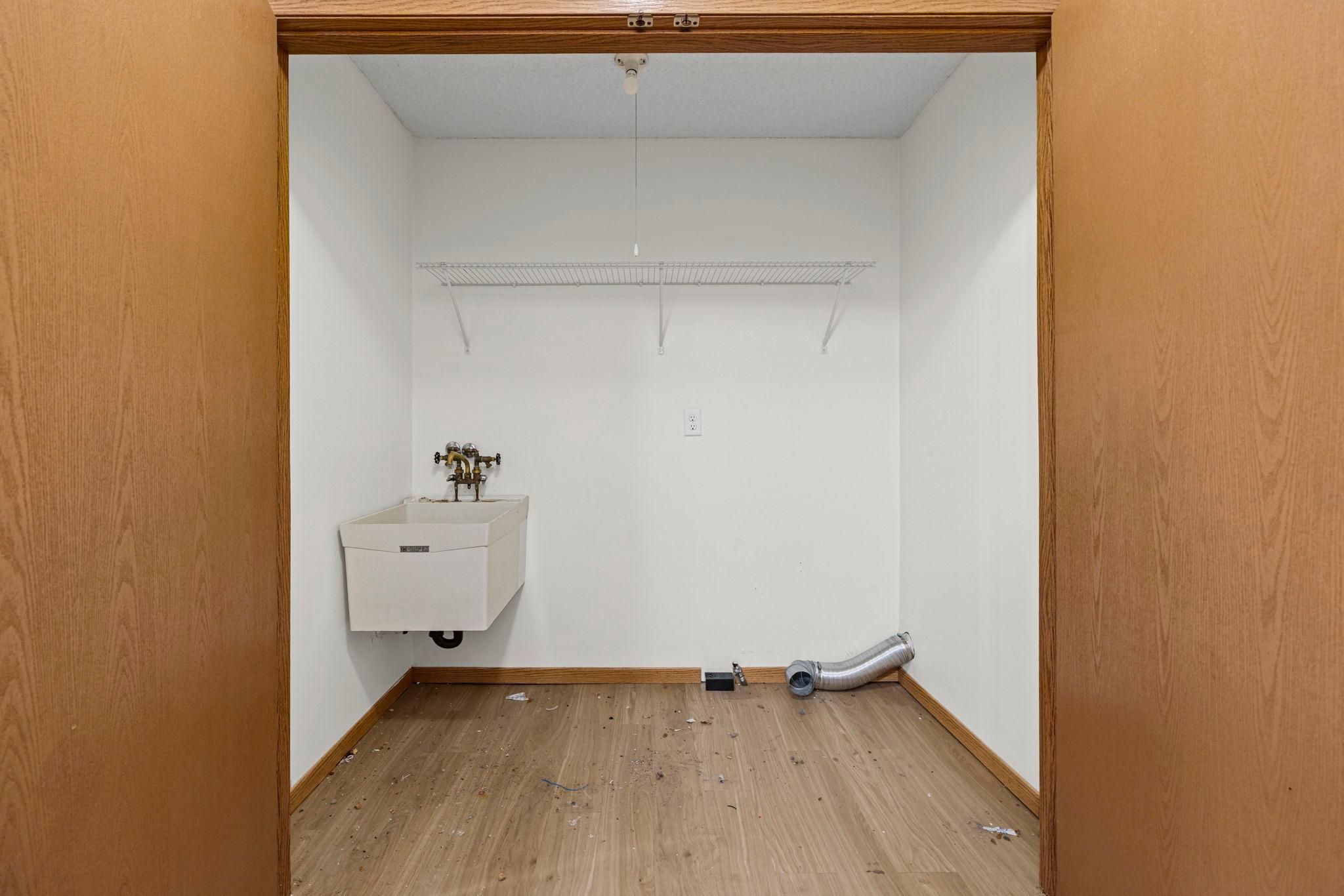 12951 Girard Avenue S