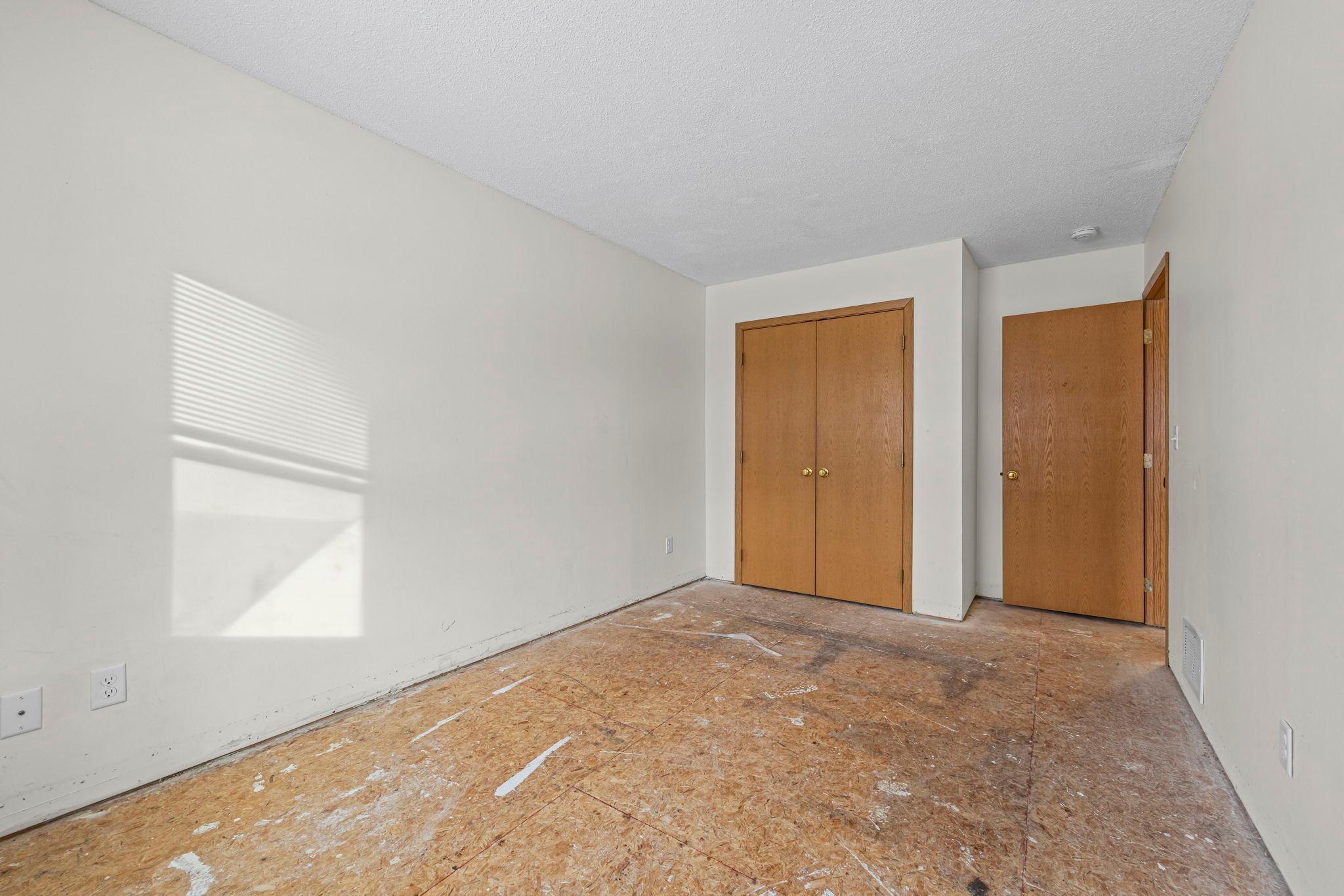 12951 Girard Avenue S