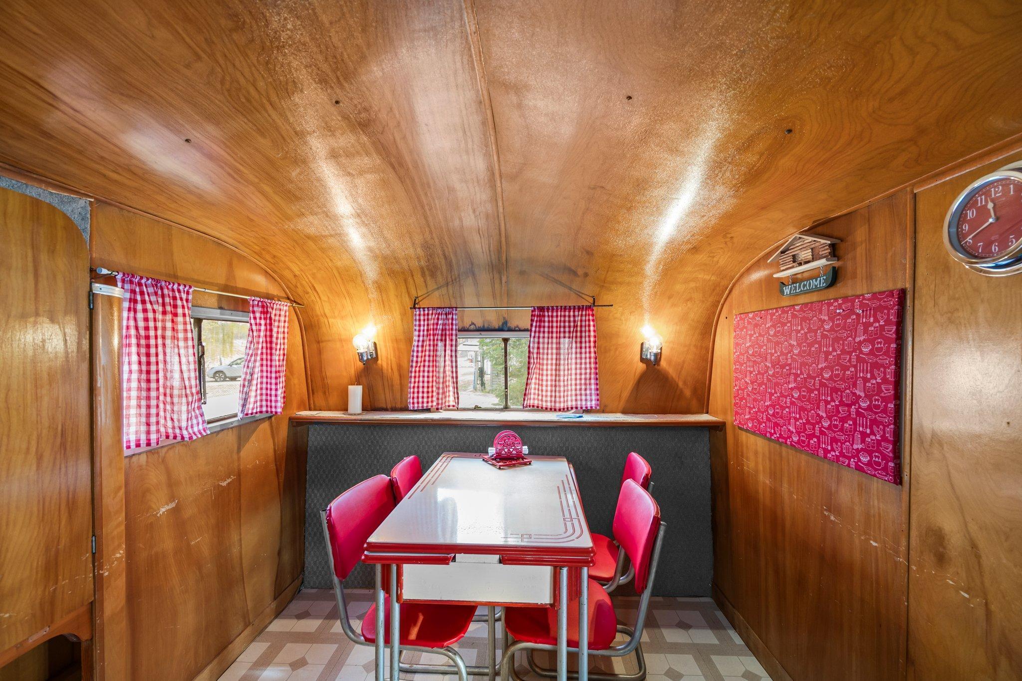 6000 Fairbanks Path Unit: 15