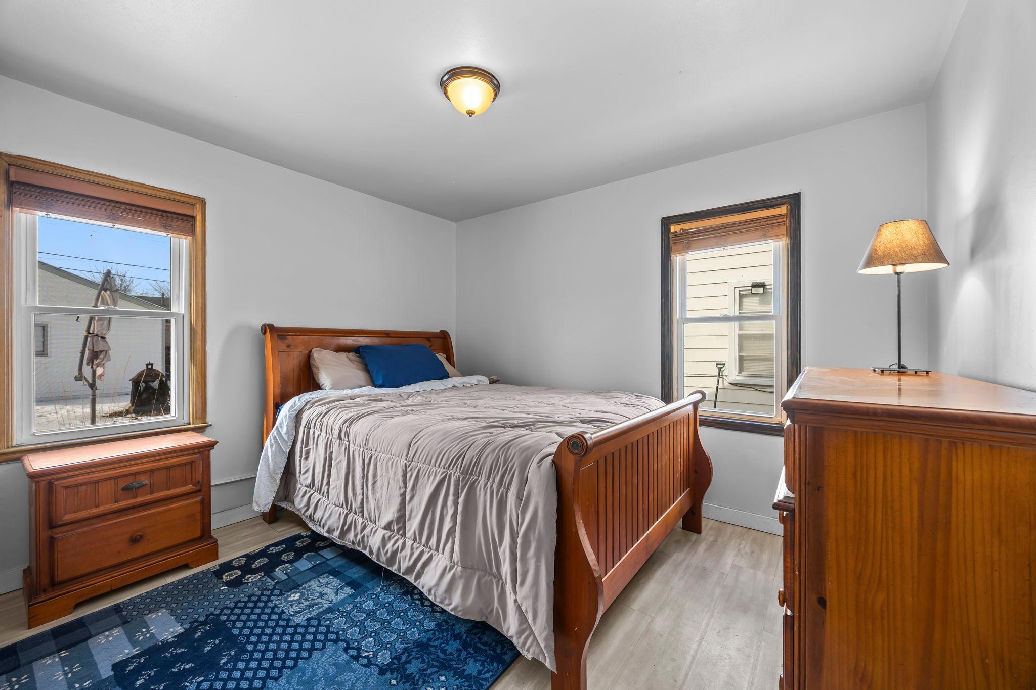 5029 Dupont Avenue N