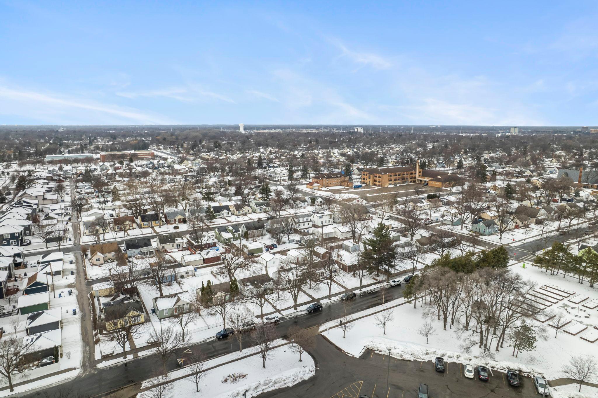 5029 Dupont Avenue N