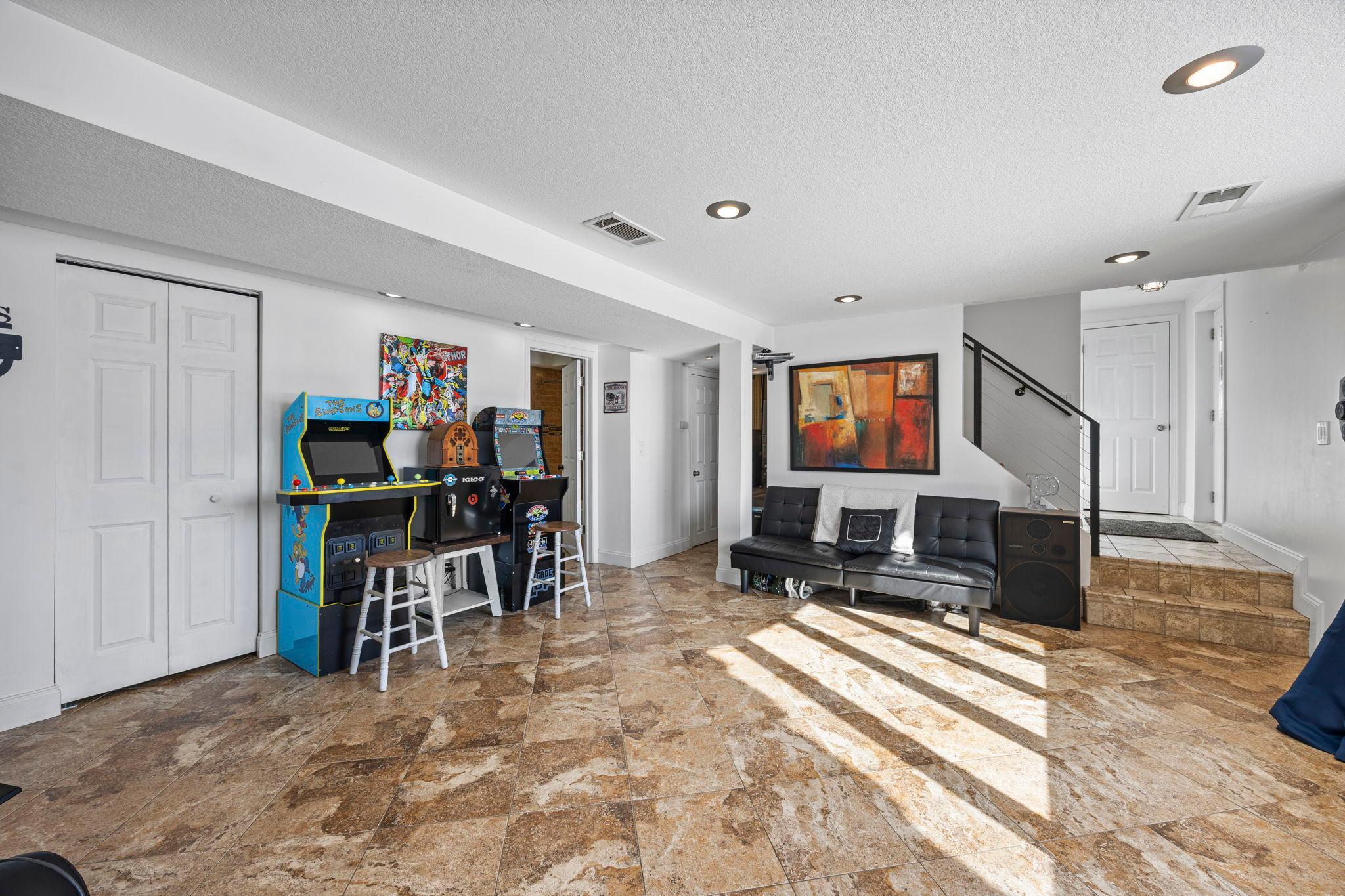 11225 Lower 167th Street W