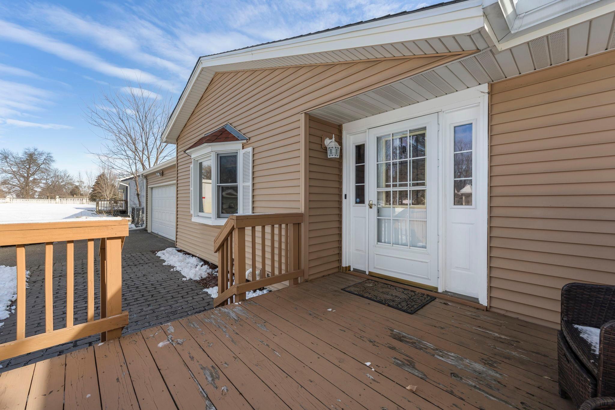 8118 France Avenue N