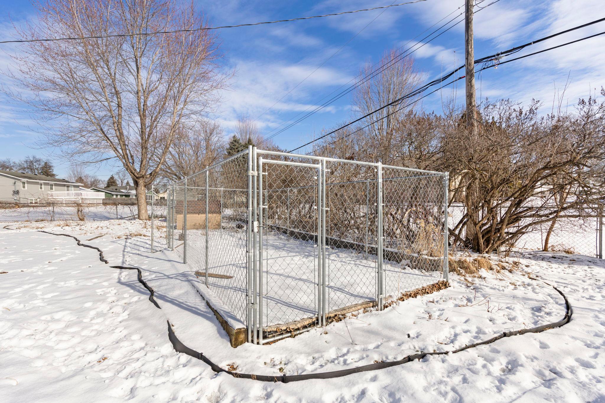 8118 France Avenue N