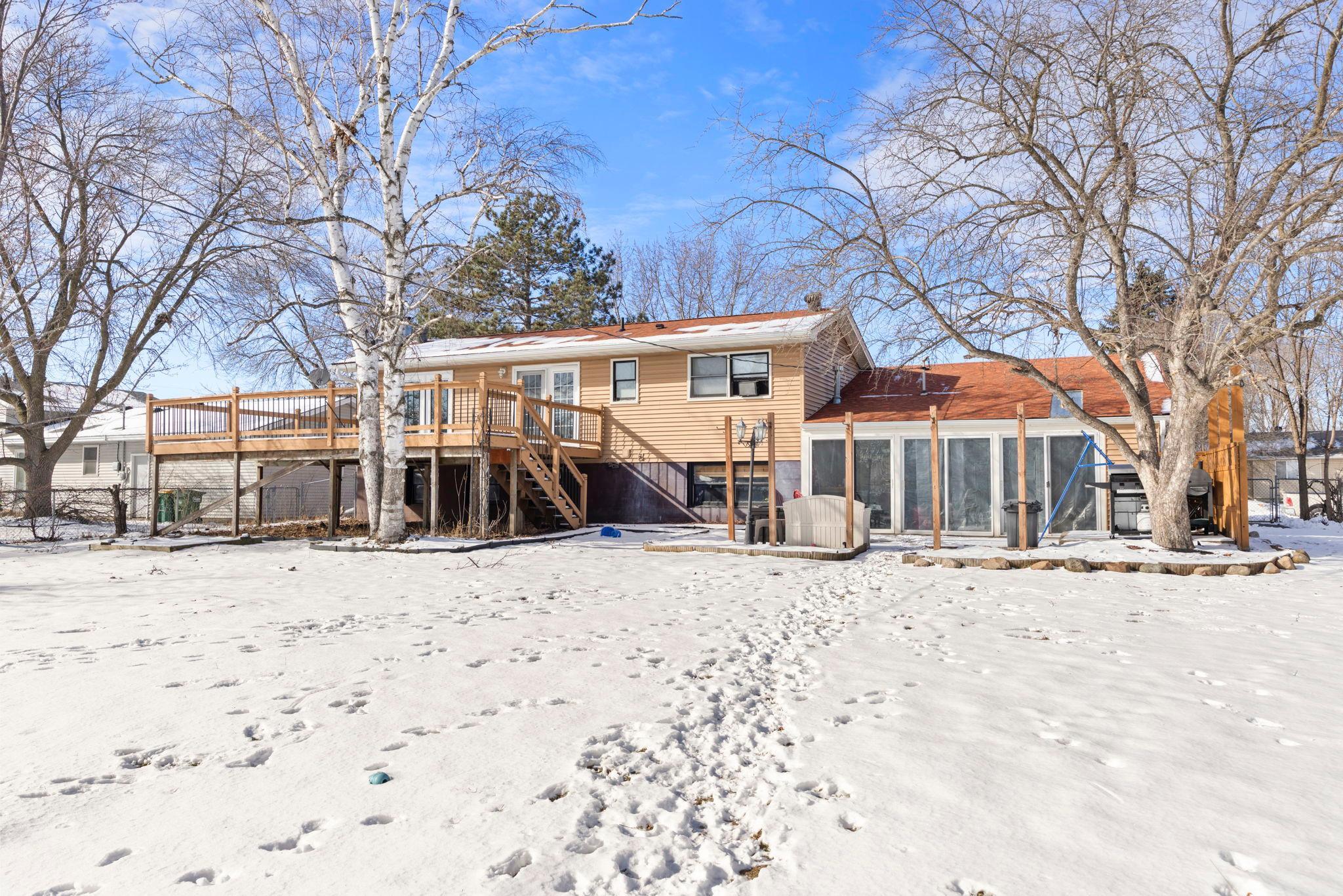 8118 France Avenue N