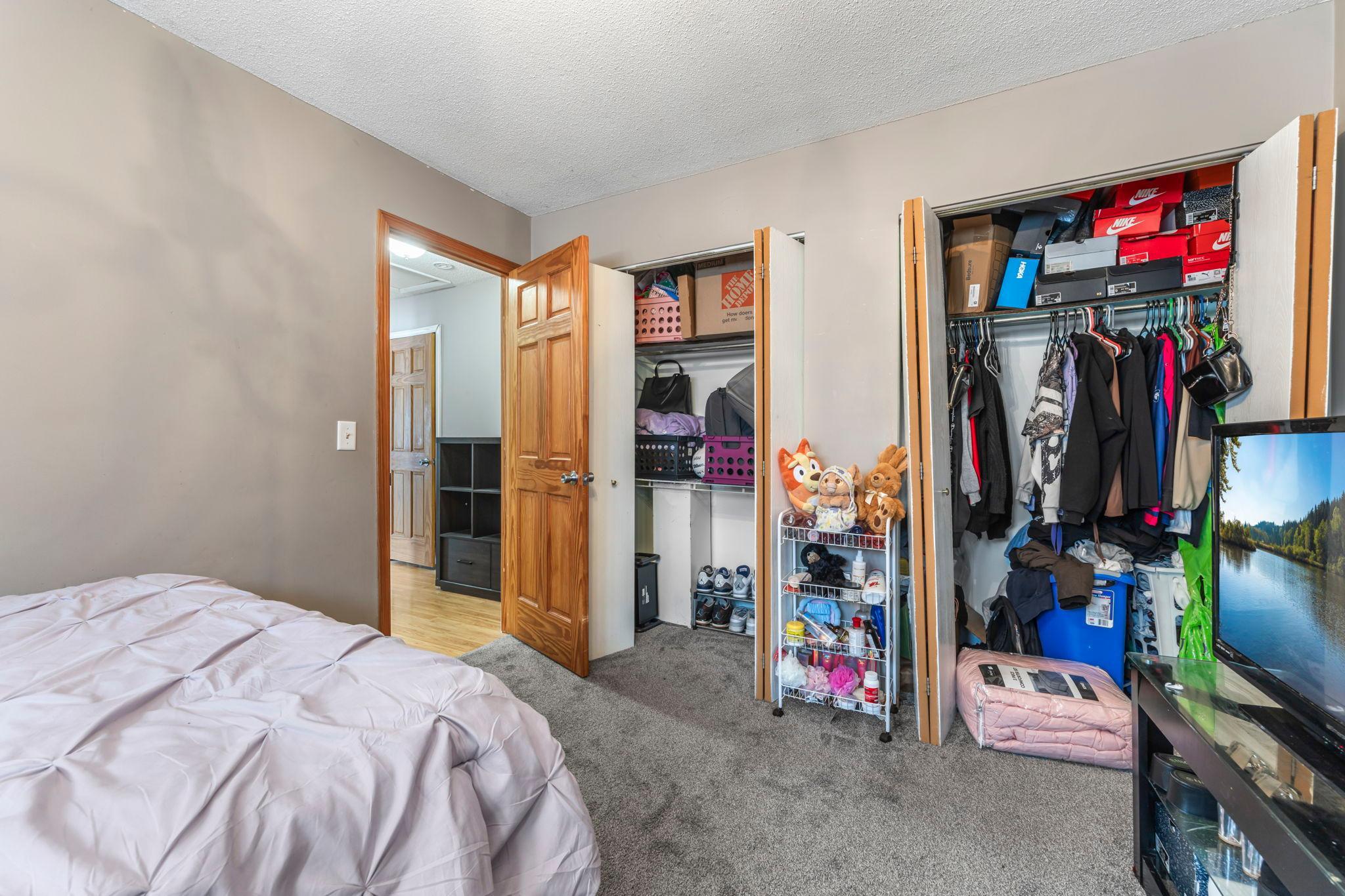 8118 France Avenue N