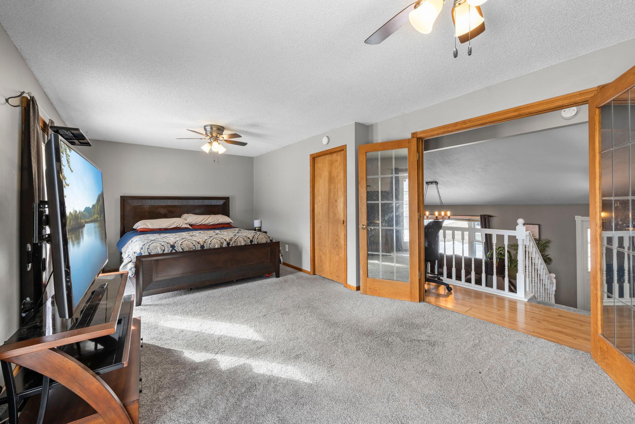 8118 France Avenue N