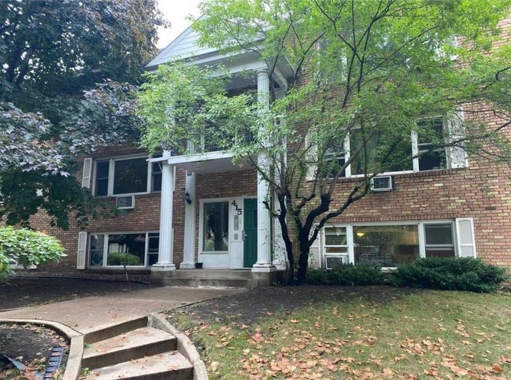 415 Ridgewood Avenue Unit: 3